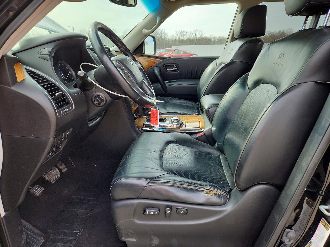 2012 INFINITI QX56 BASE photo 13