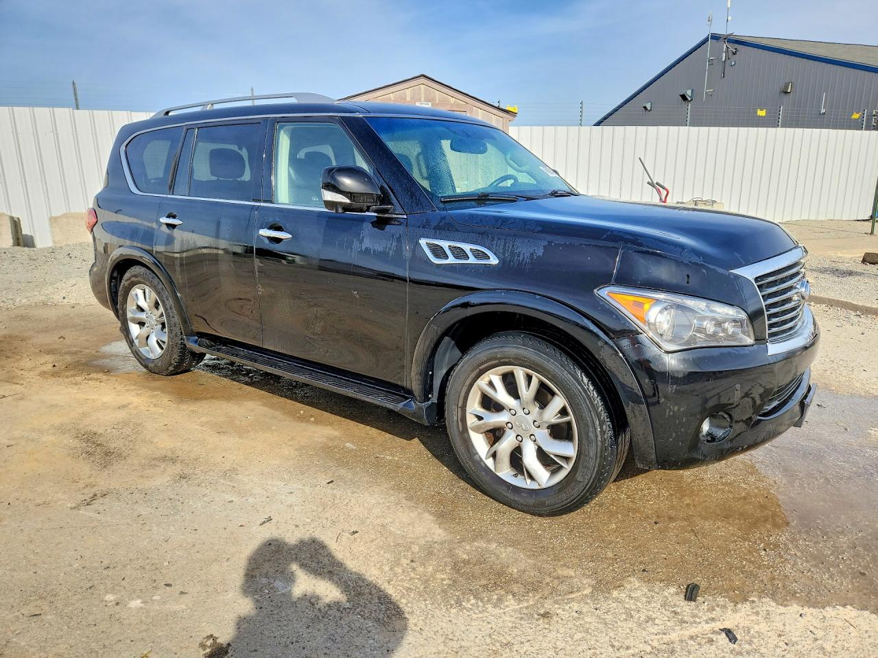 2012 INFINITI QX56 BASE photo 7
