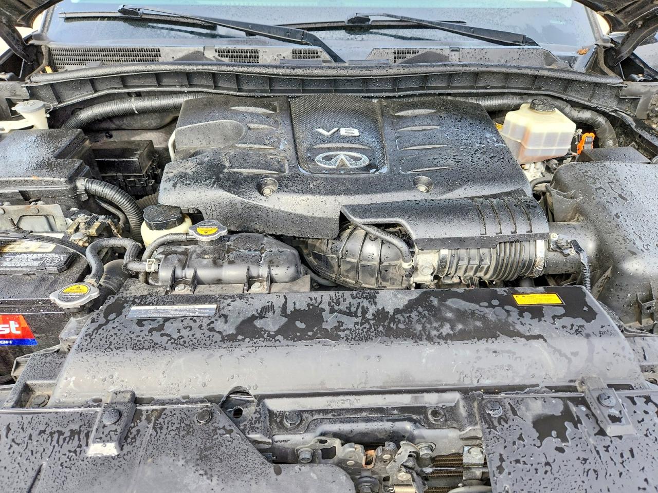 2012 INFINITI QX56 BASE photo 23