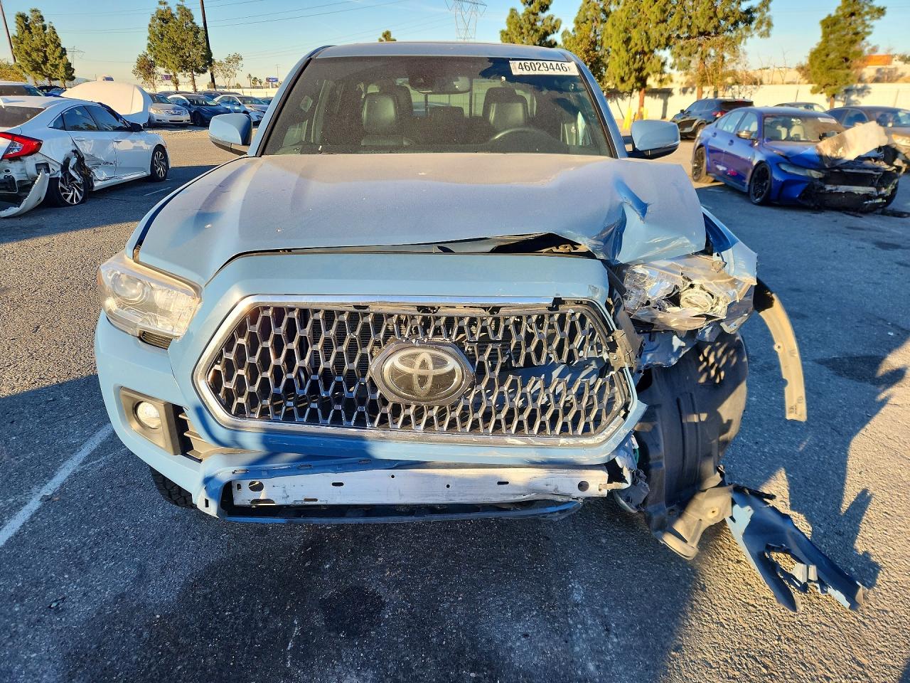 2019 TOYOTA TACOMA TRD OFF-ROAD photo 9