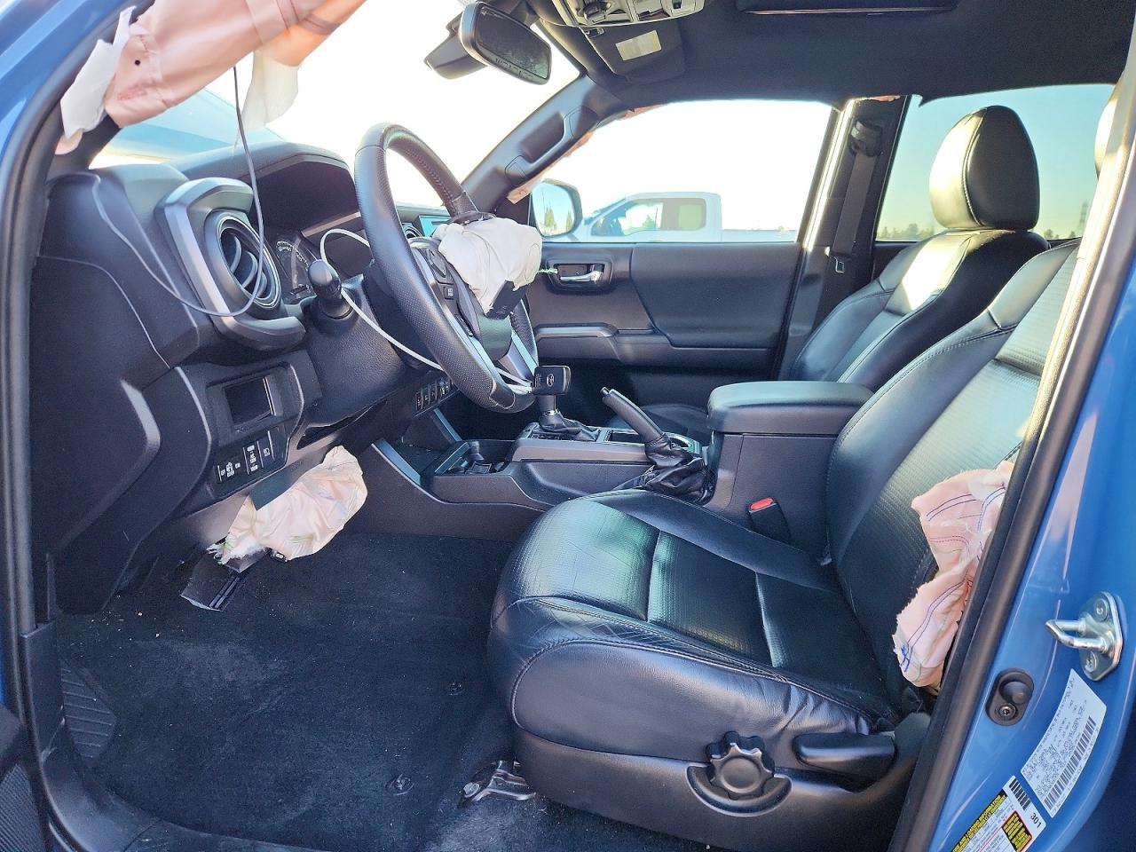 2019 TOYOTA TACOMA TRD OFF-ROAD photo 13