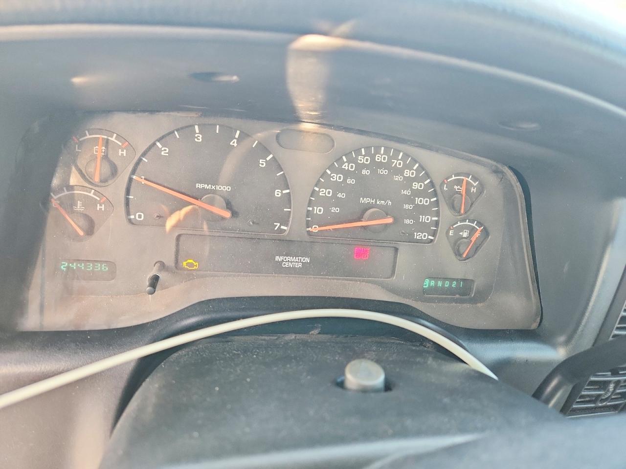 2004 DODGE DAKOTA QUAD SPORT photo 25