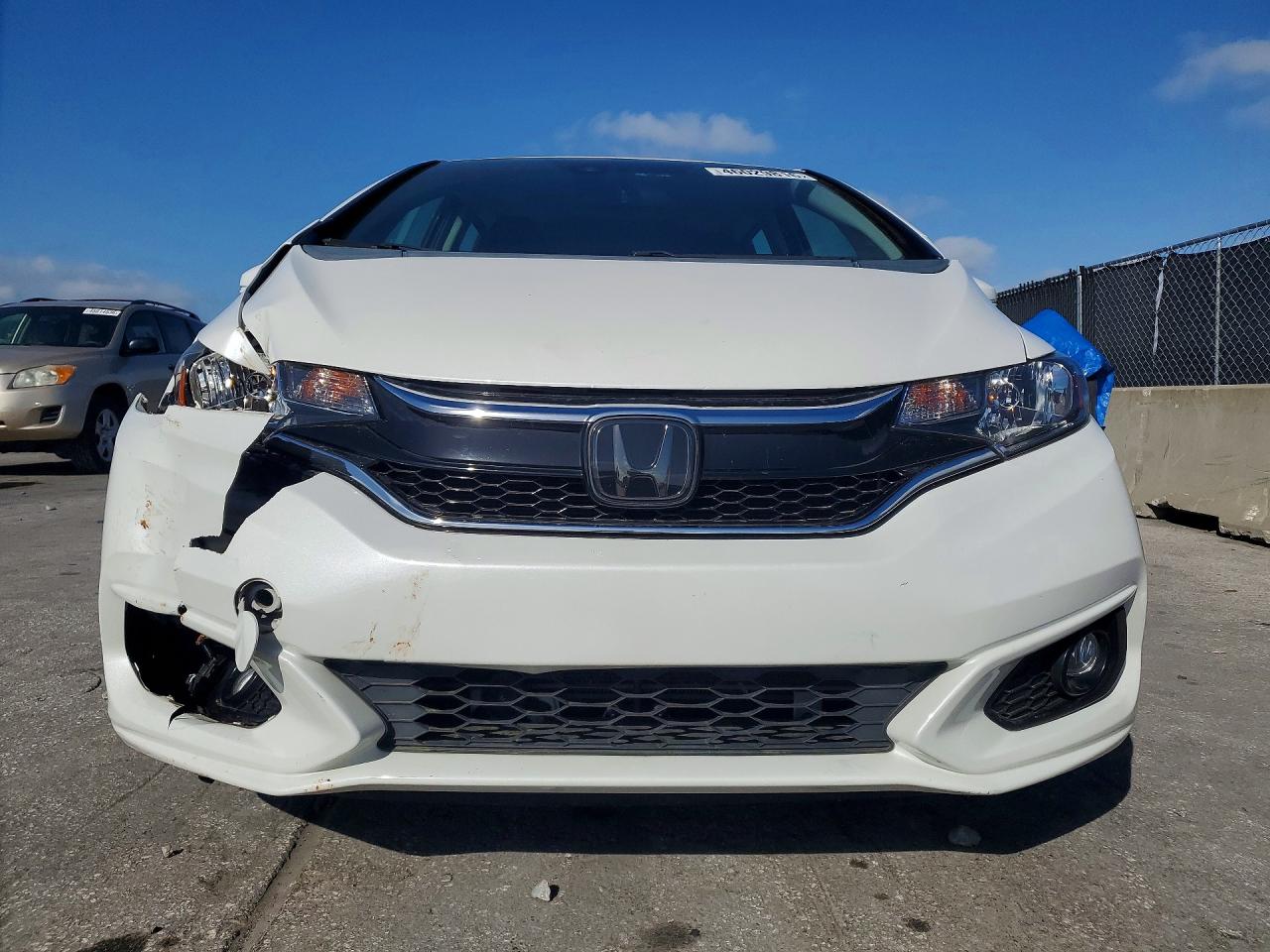 2019 HONDA FIT EX photo 9