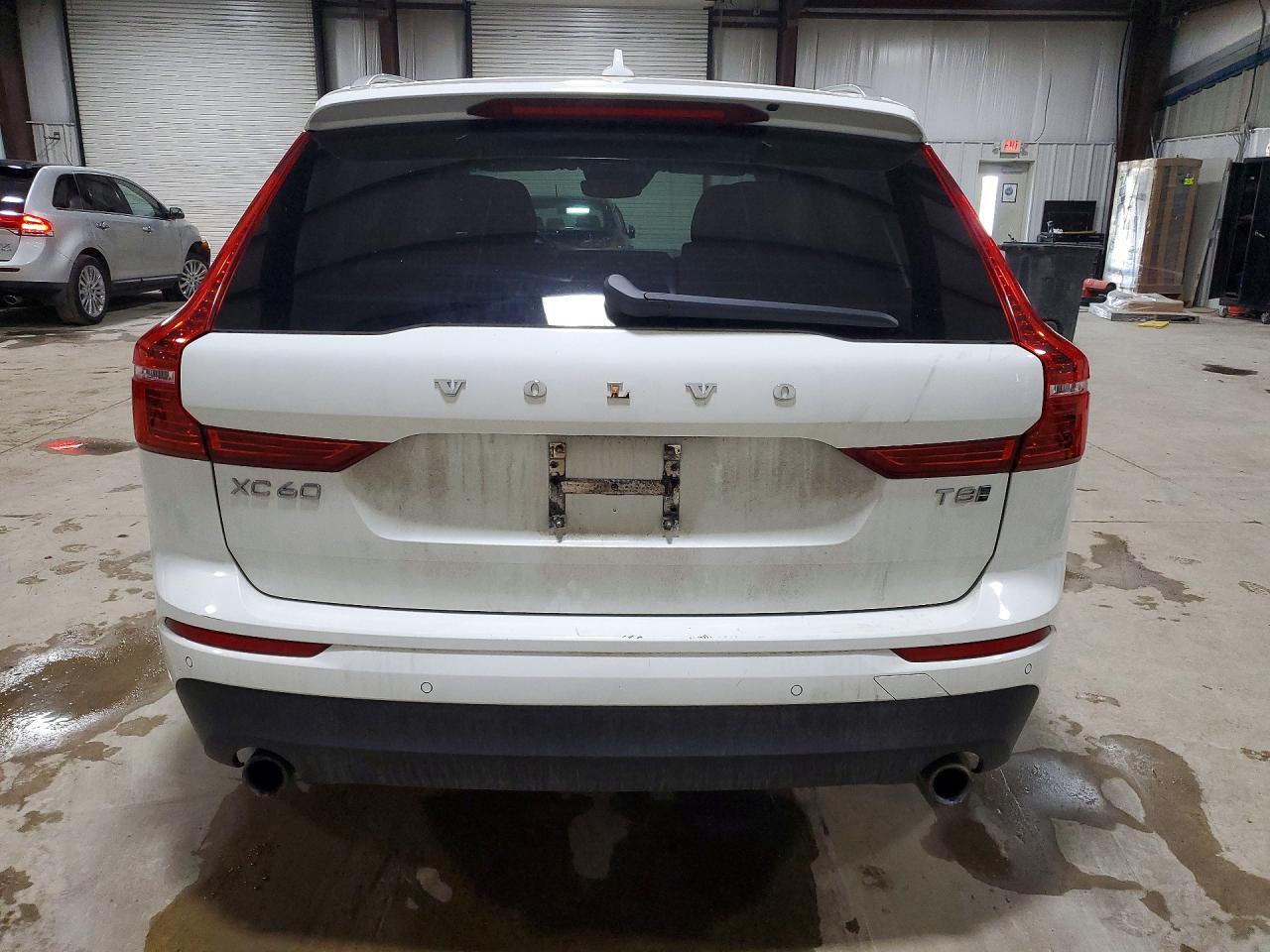 2020 VOLVO XC60 T8 MOMENTUM photo 11