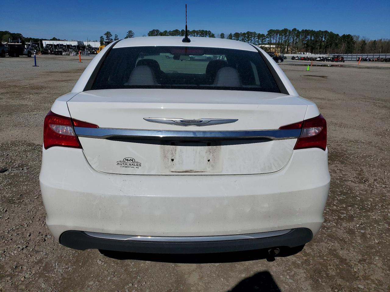 2013 CHRYSLER 200 LX photo 11