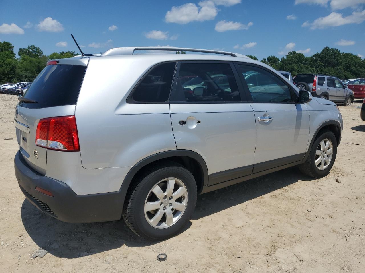 2013 KIA SORENTO LX photo 5