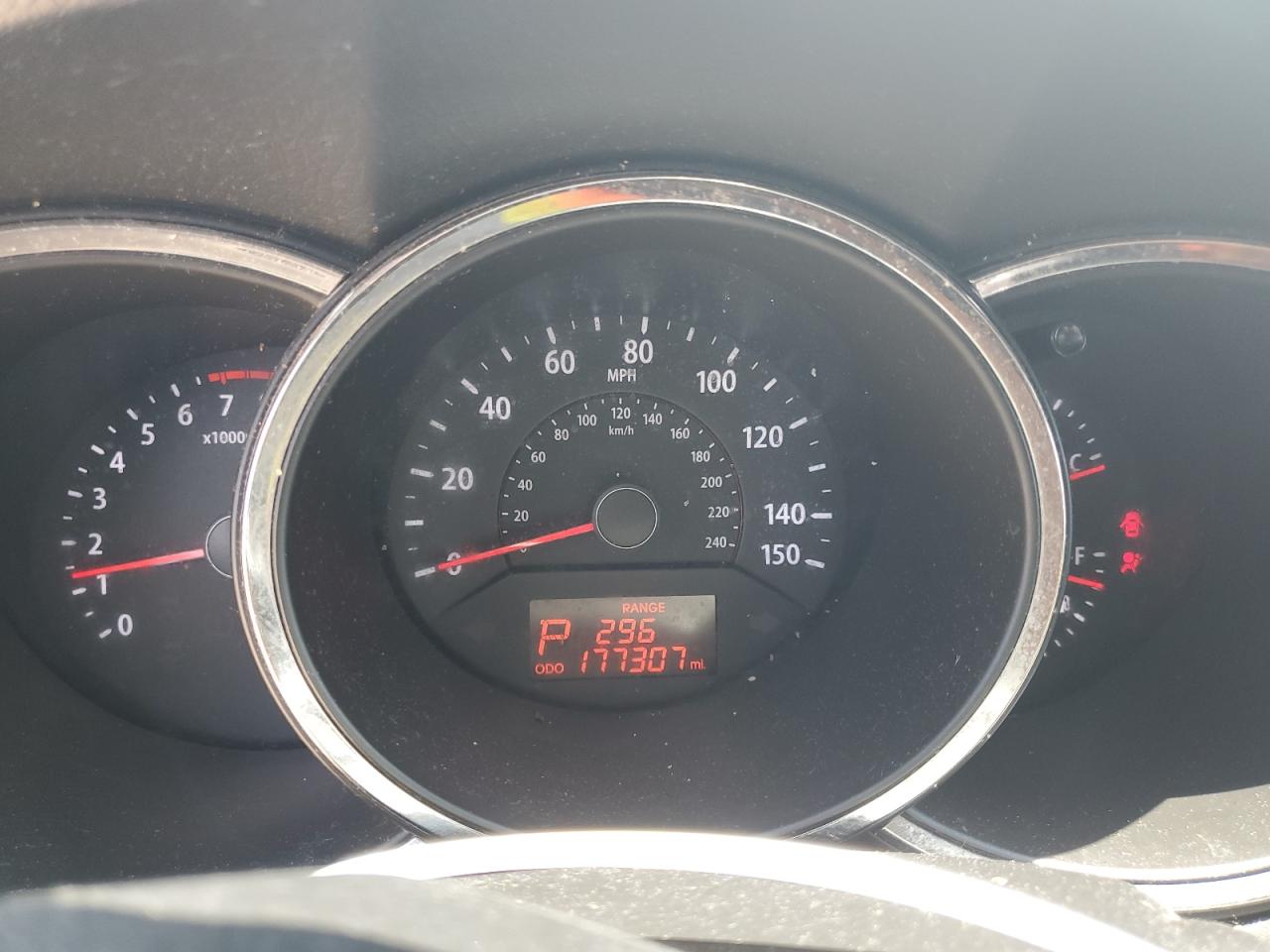 2013 KIA SORENTO LX photo 17