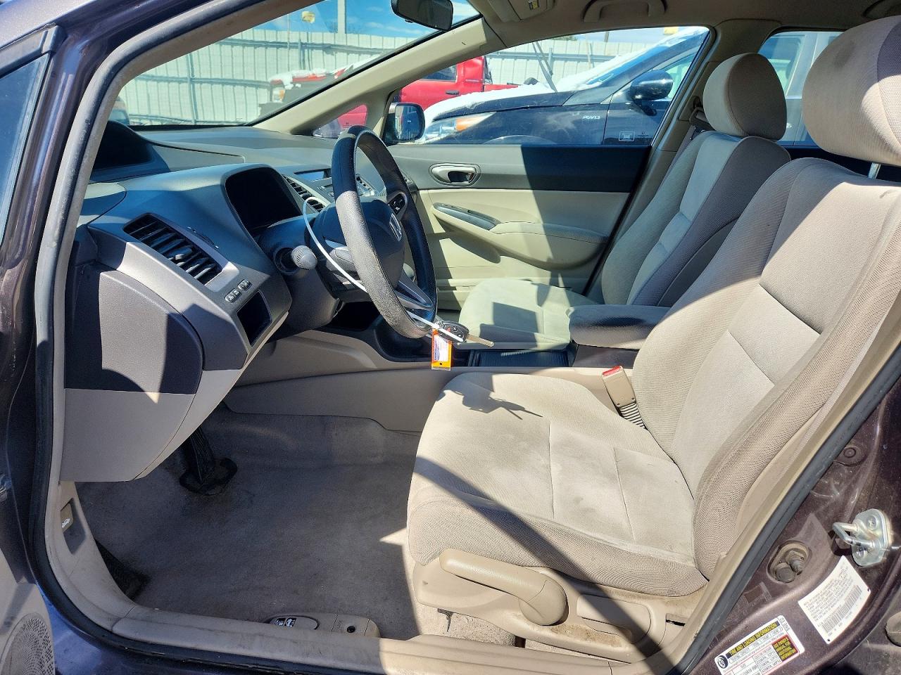 2011 HONDA CIVIC LX photo 13