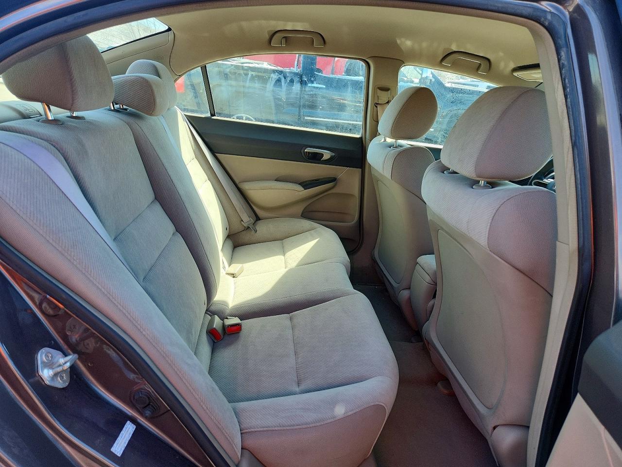 2011 HONDA CIVIC LX photo 19
