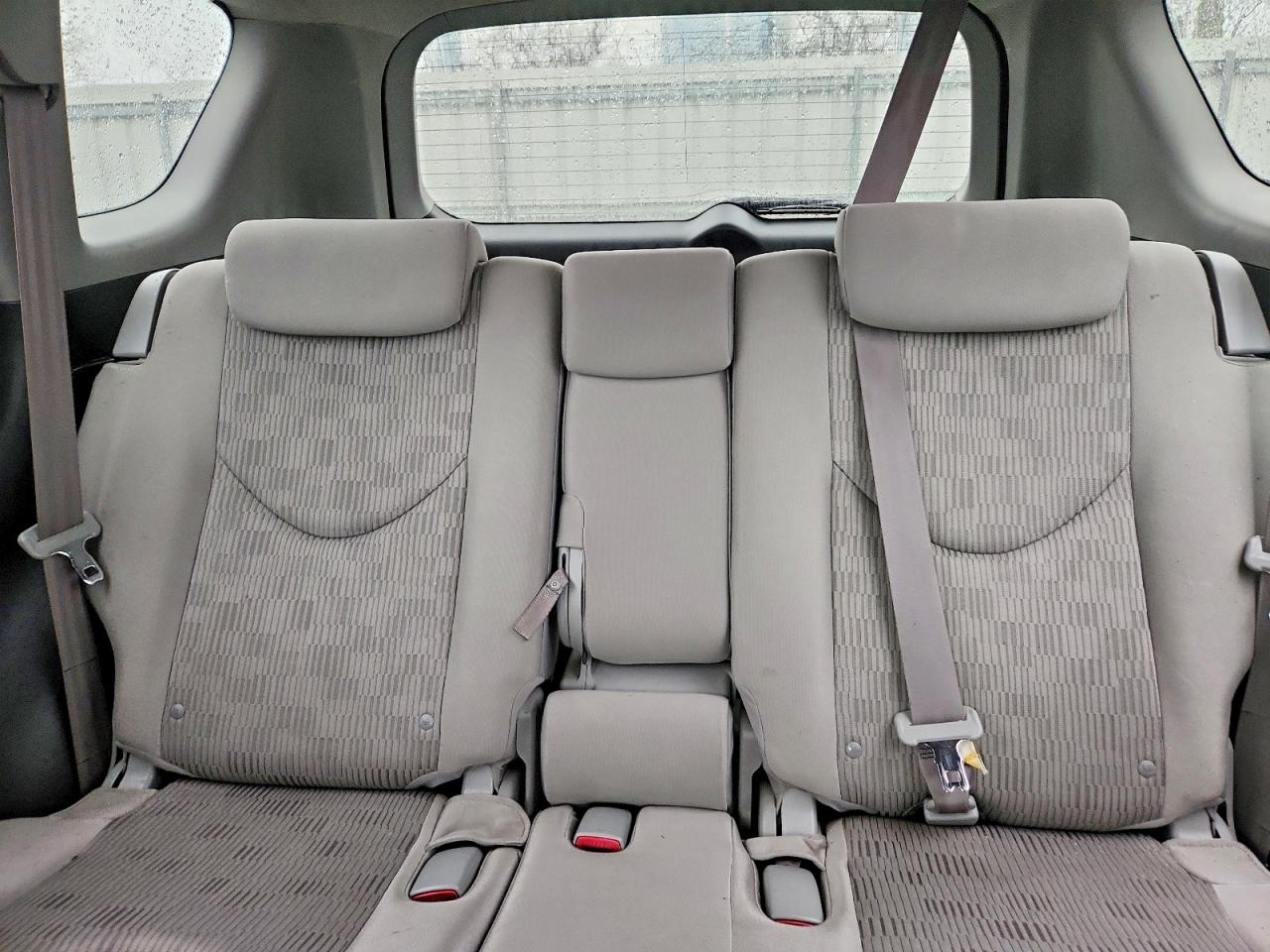 2010 TOYOTA RAV4 BASE photo 10