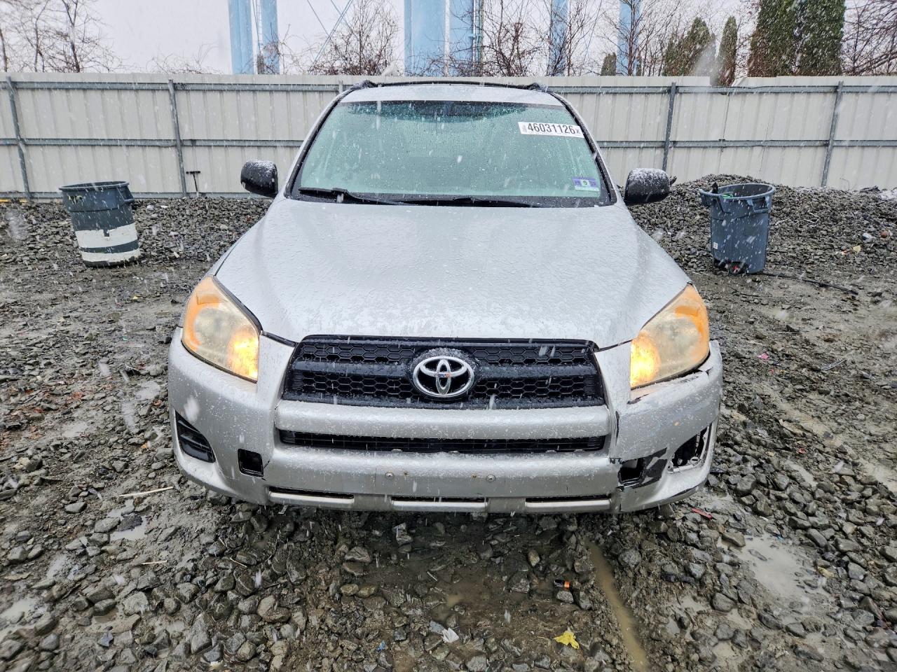 2010 TOYOTA RAV4 BASE photo 5