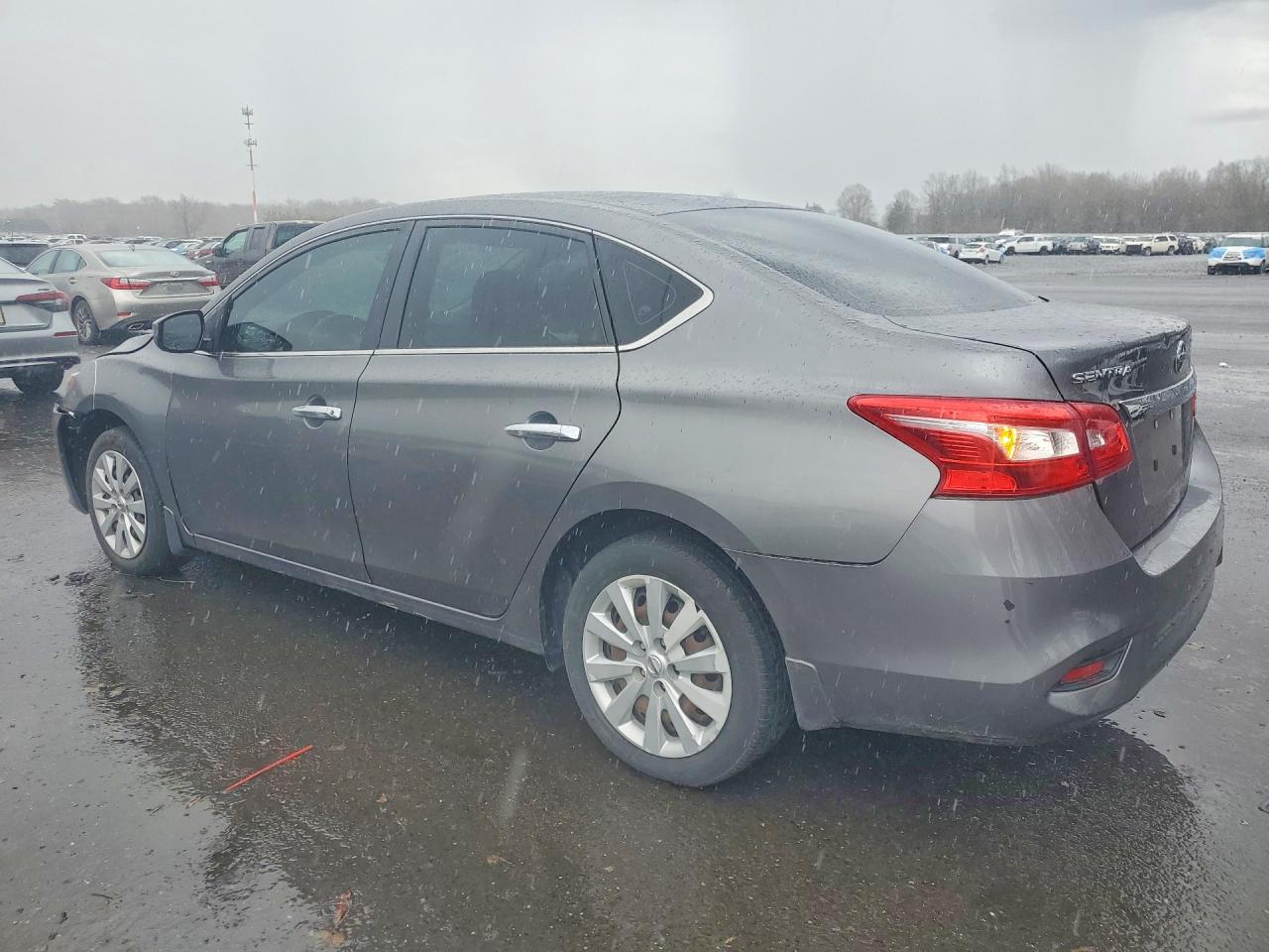 2019 NISSAN SENTRA S photo 3