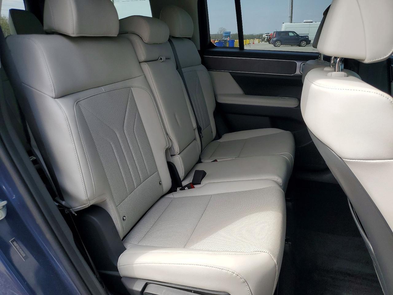 2025 HYUNDAI SANTA FE SEL photo 31
