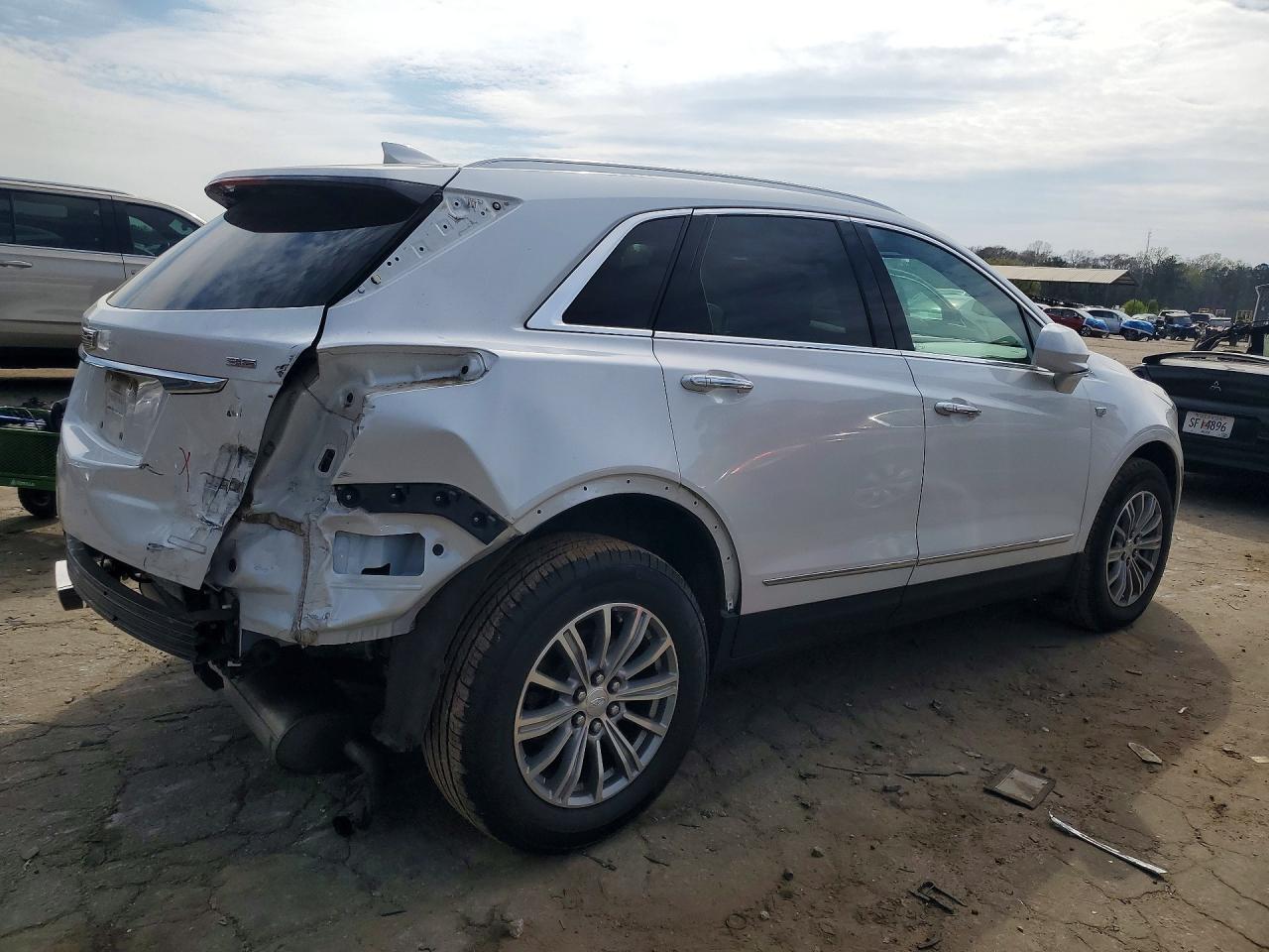 2018 CADILLAC XT5 LUXURY photo 7
