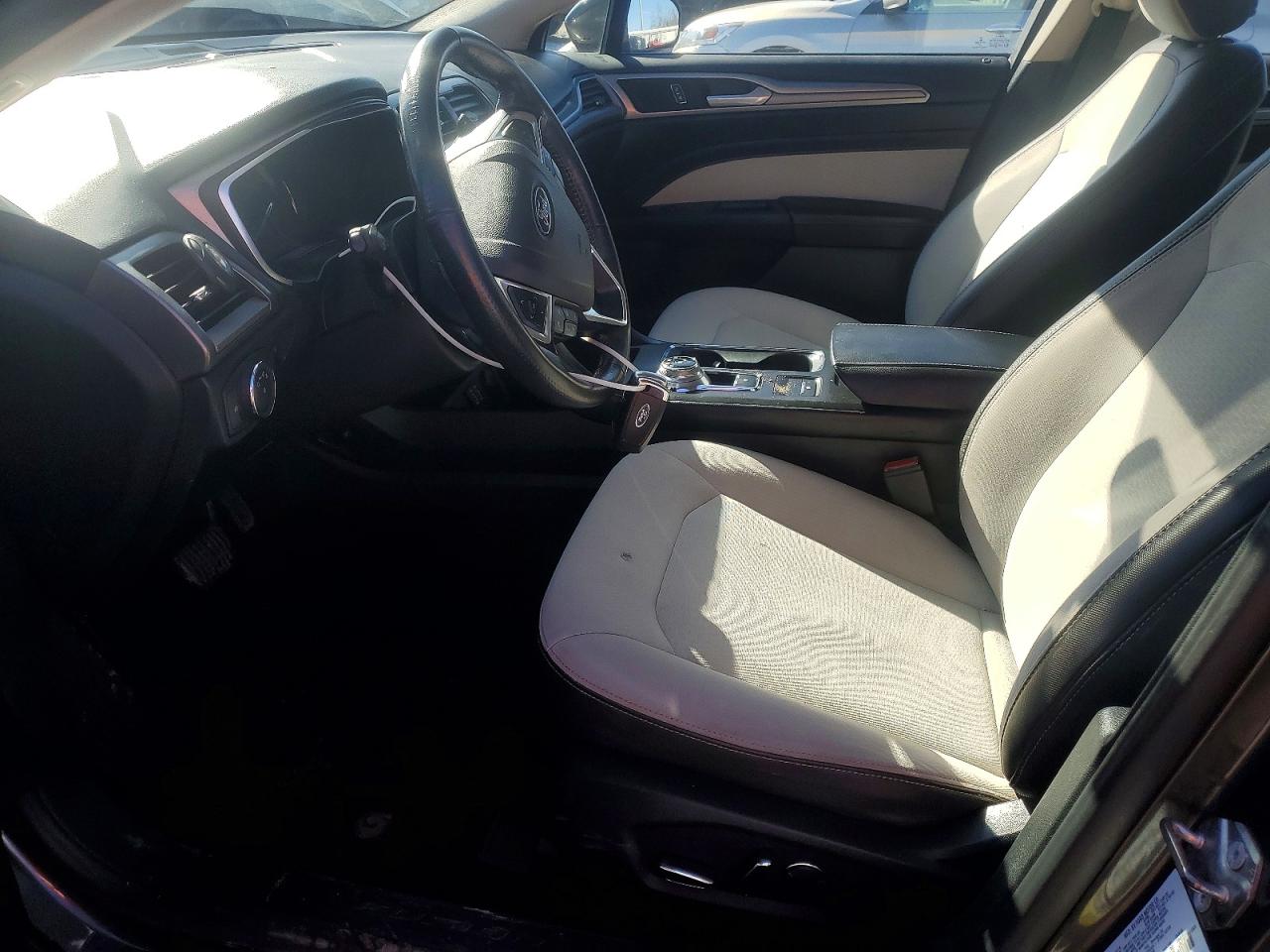 2019 FORD FUSION SE photo 13