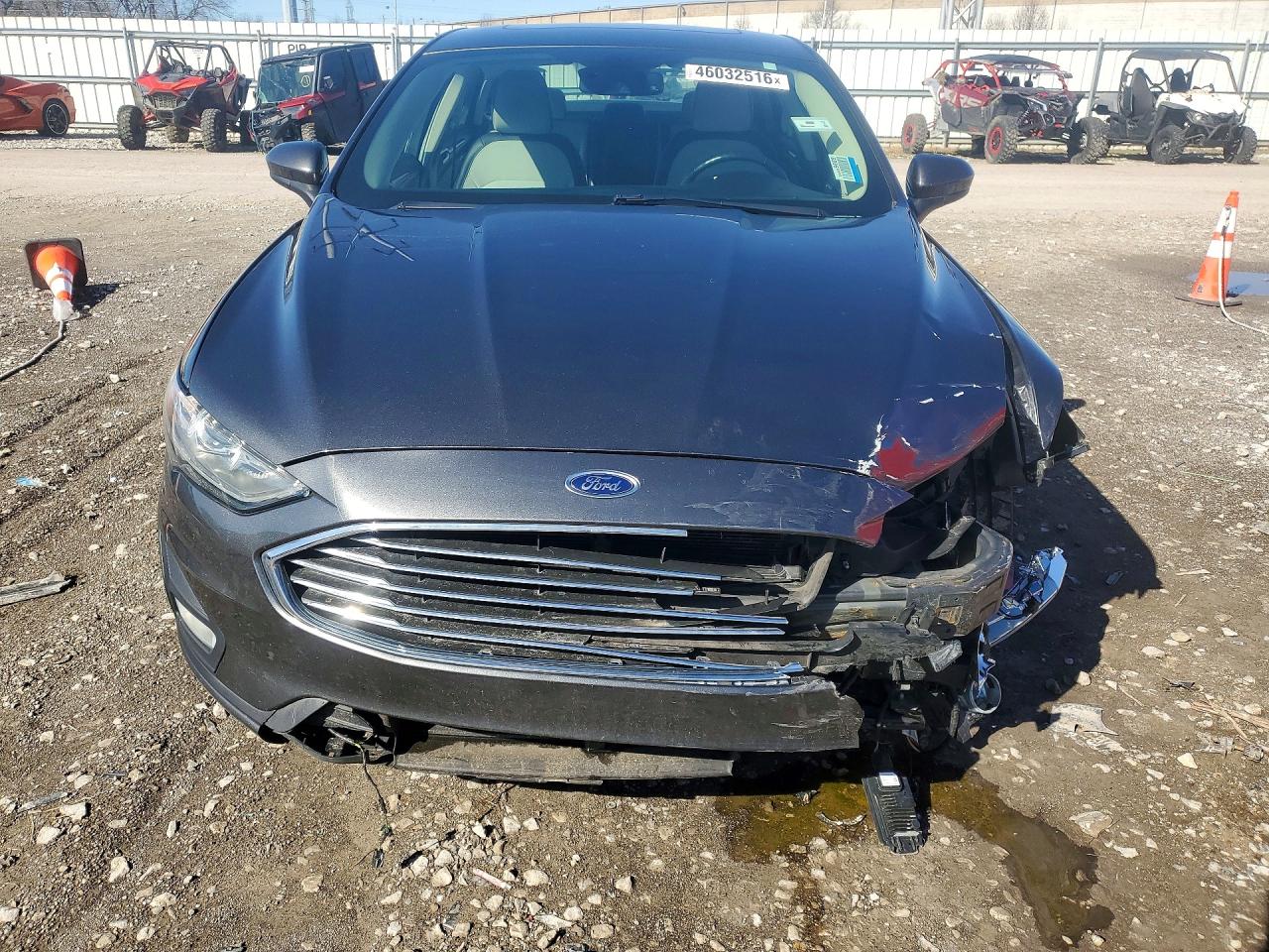 2019 FORD FUSION SE photo 9