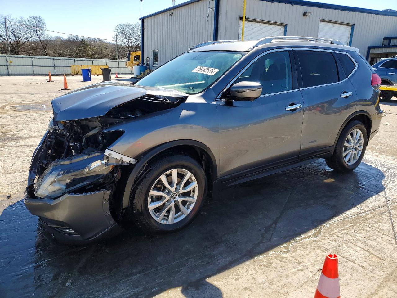 2017 NISSAN ROGUE