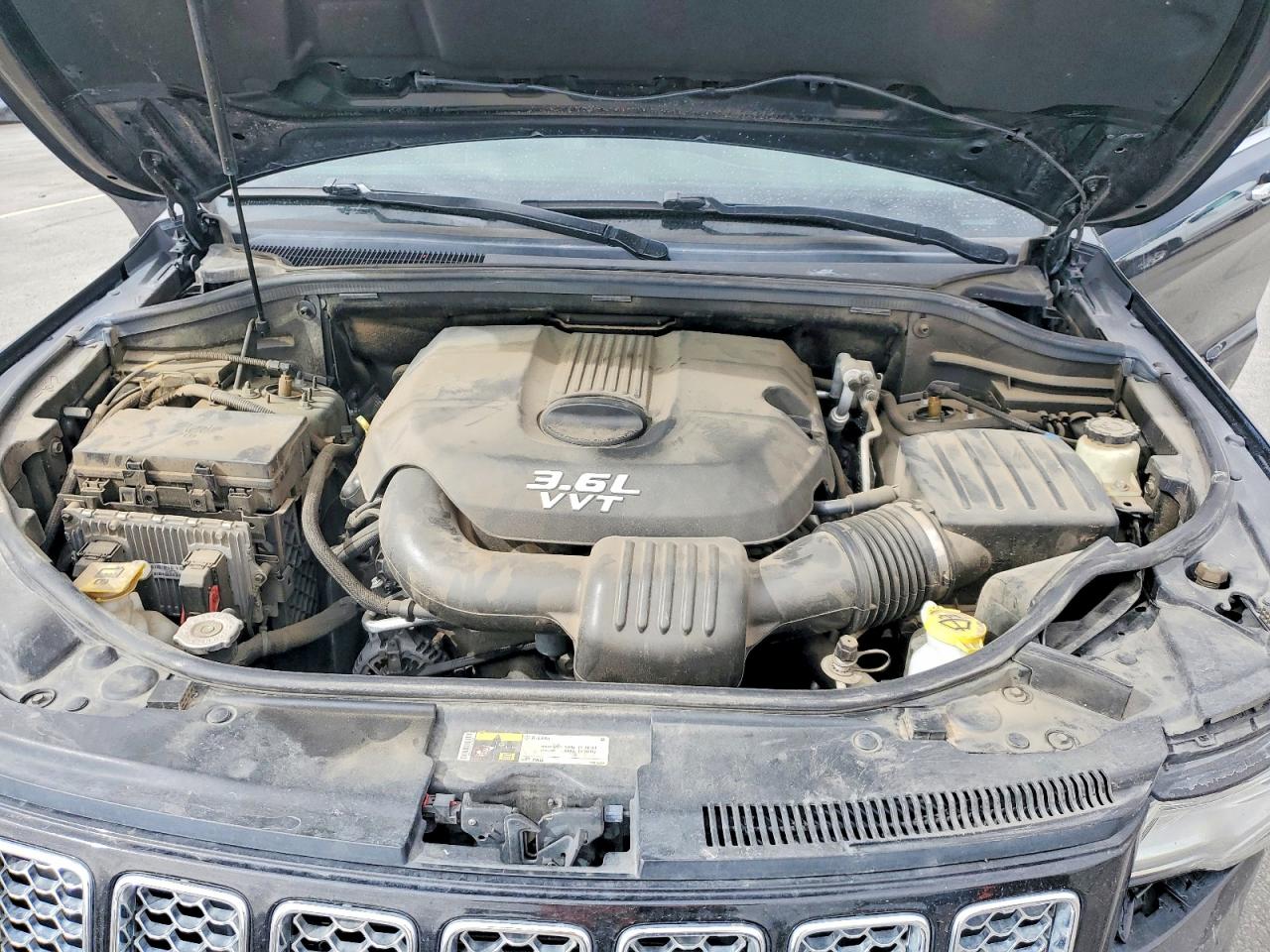 2014 JEEP GRAND CHEROKEE SUMMIT photo 23