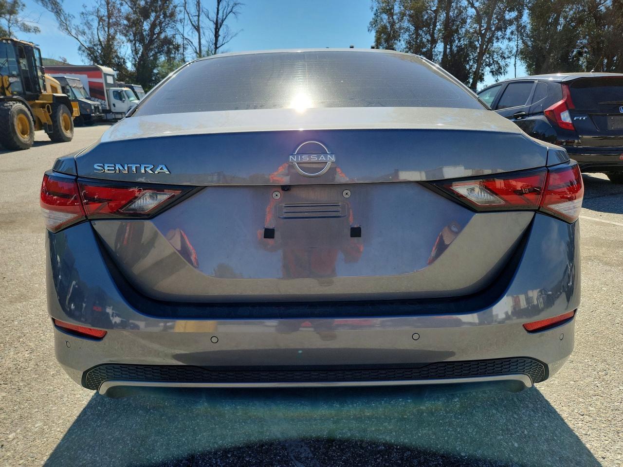 2024 NISSAN SENTRA S photo 6
