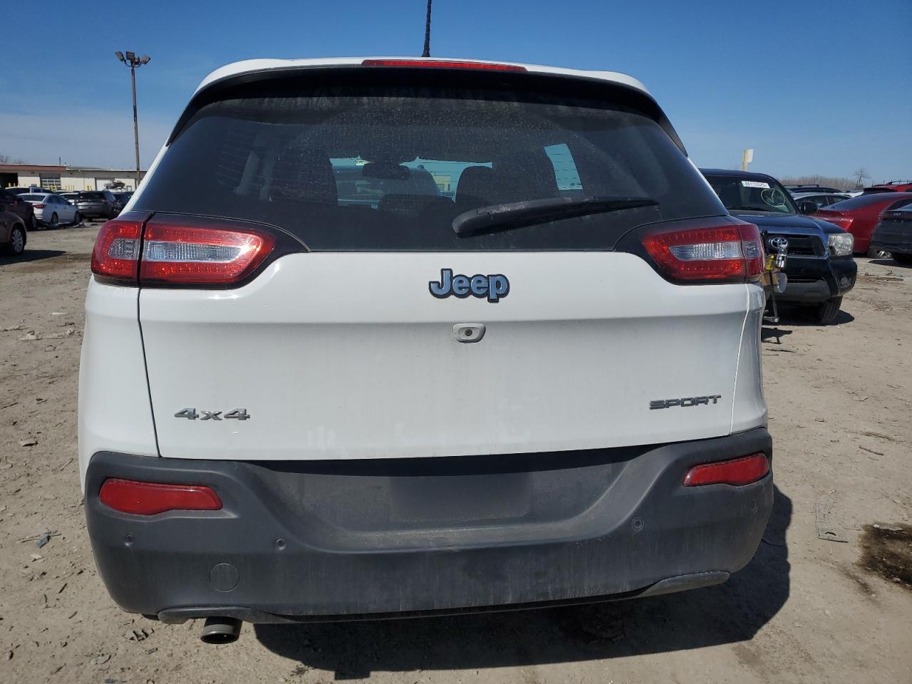2014 JEEP CHEROKEE SPORT photo 6