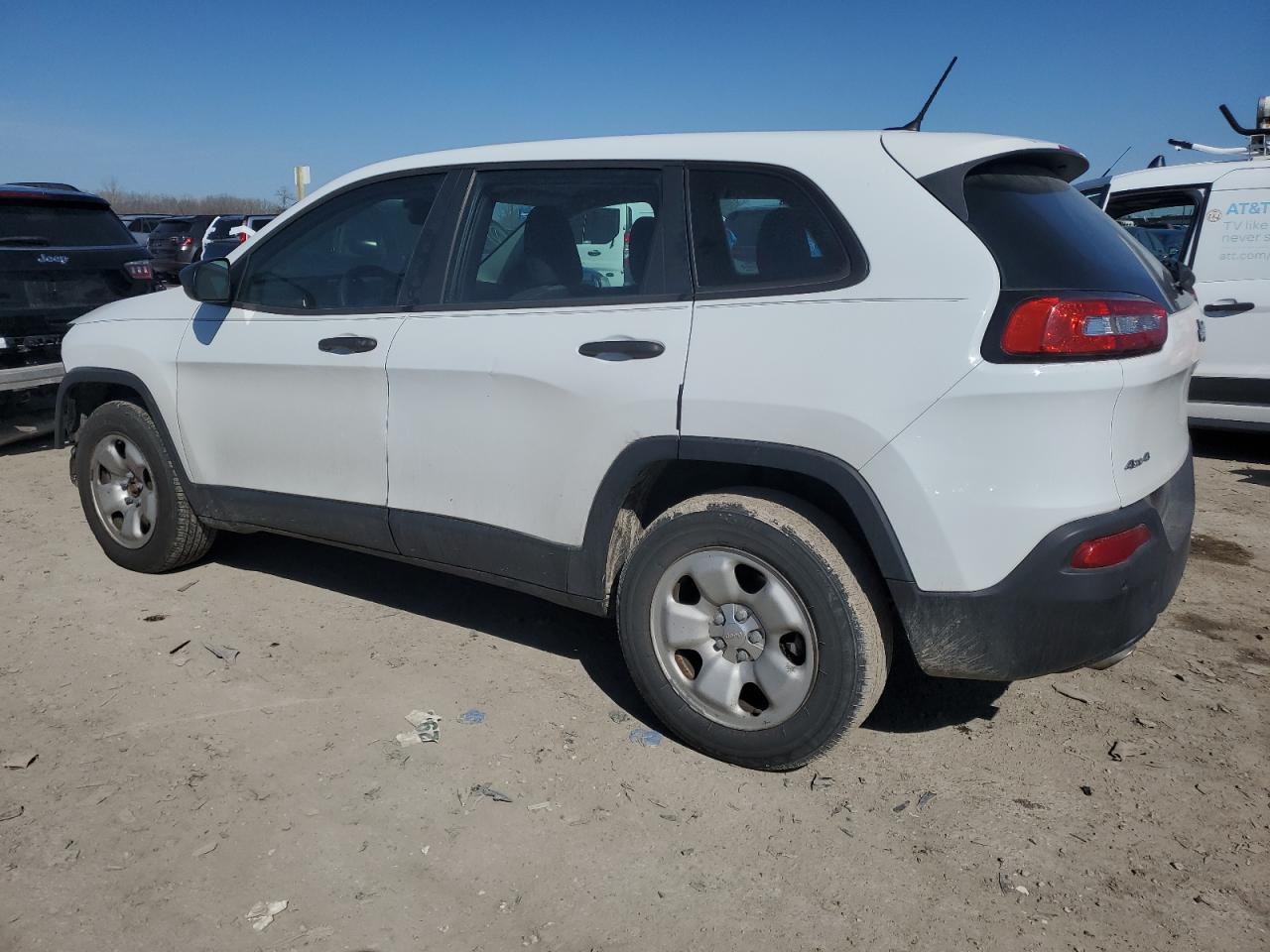 2014 JEEP CHEROKEE SPORT photo 2