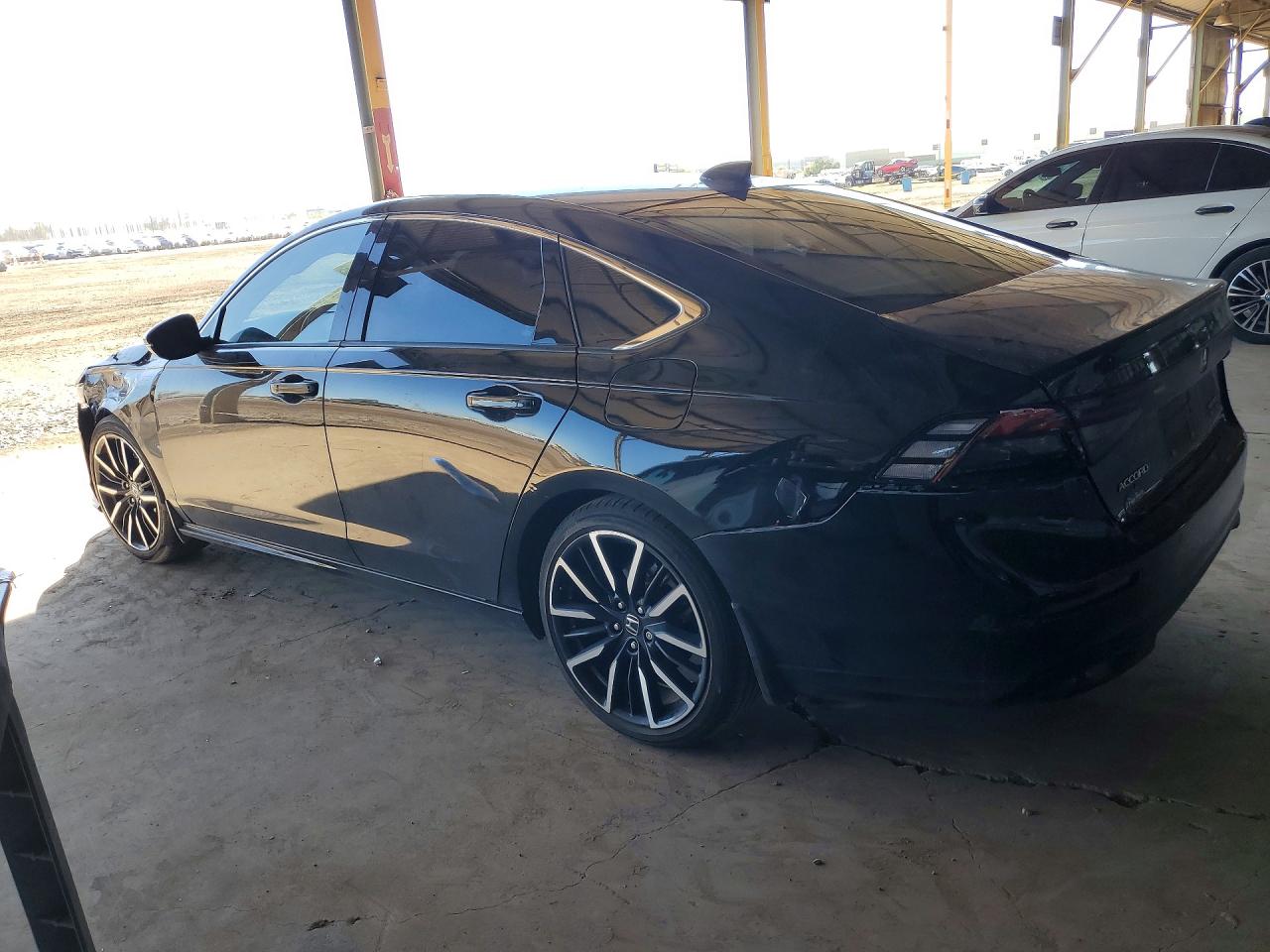 2024 HONDA ACCORD TOURING HYBRID photo 3