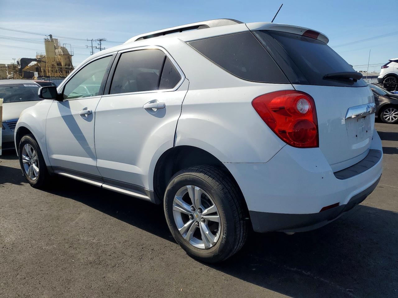 2013 CHEVROLET EQUINOX LT photo 3
