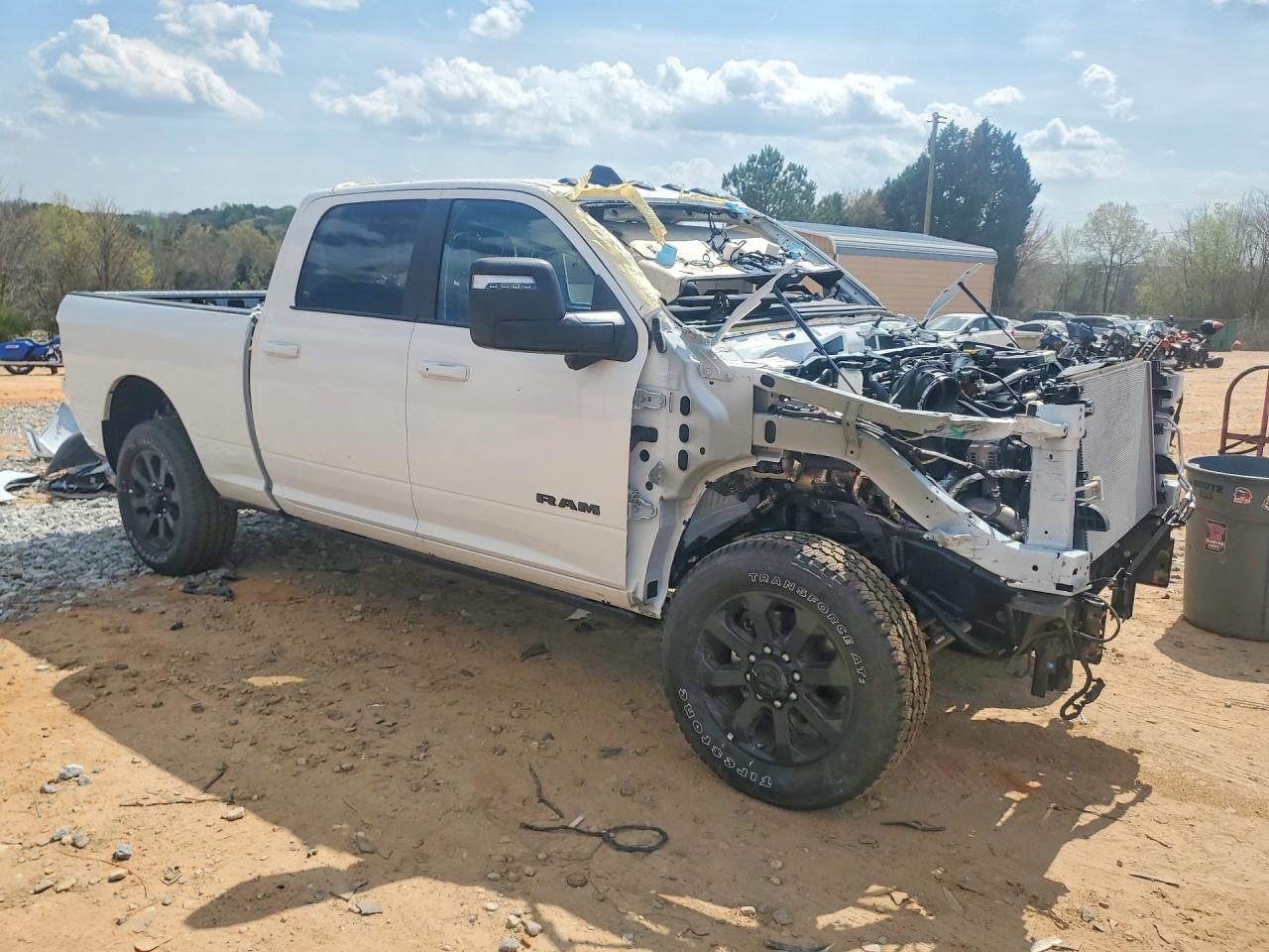 2025 RAM 2500 LARAMIE photo 4