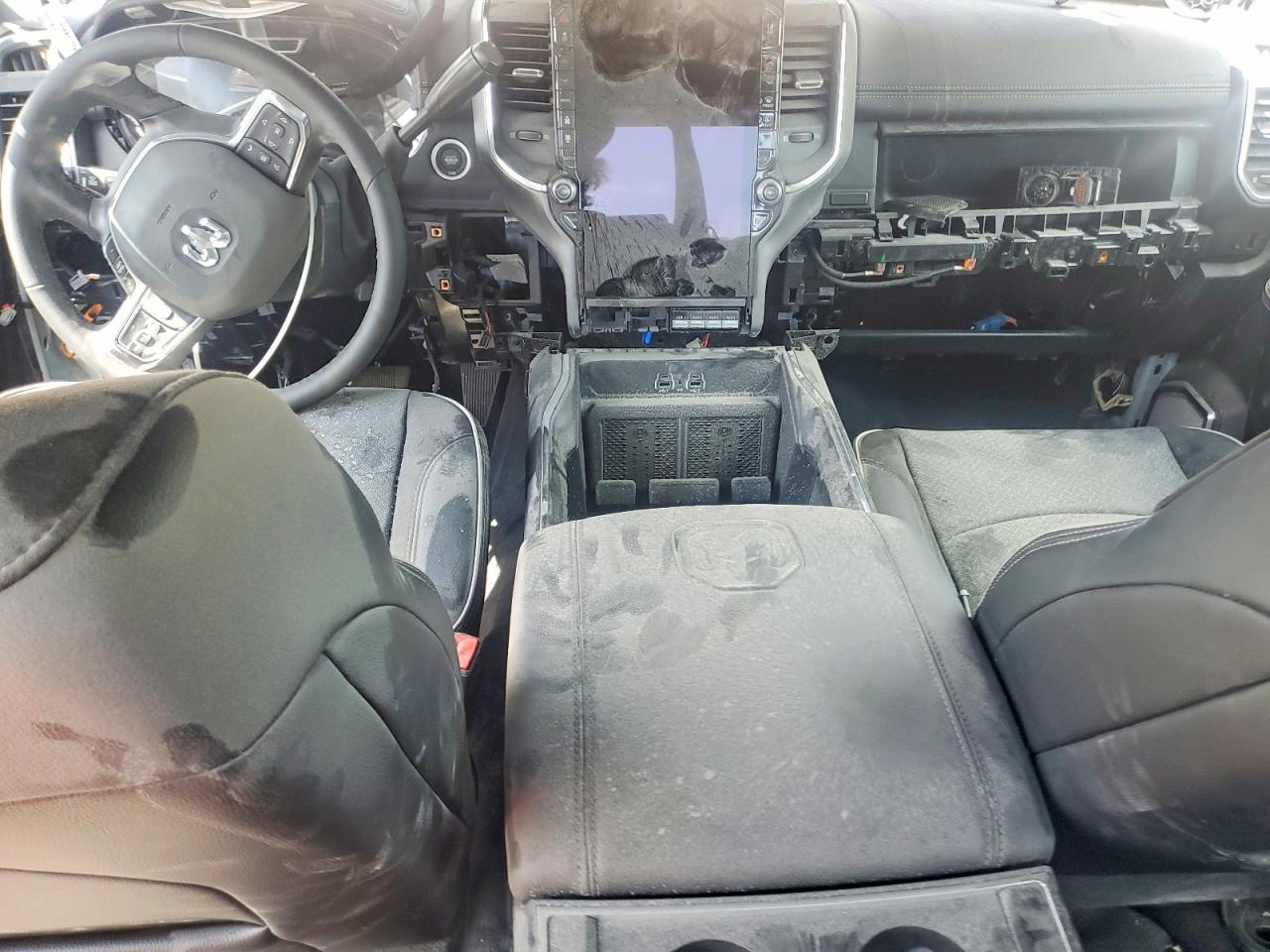 2025 RAM 2500 LARAMIE photo 8
