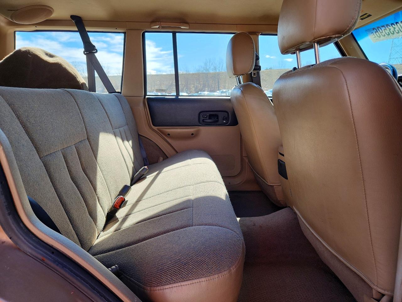 1999 JEEP CHEROKEE SPORT photo 11