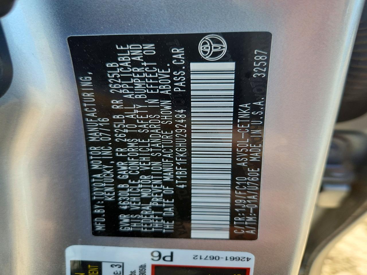 2017 TOYOTA CAMRY LE photo 23