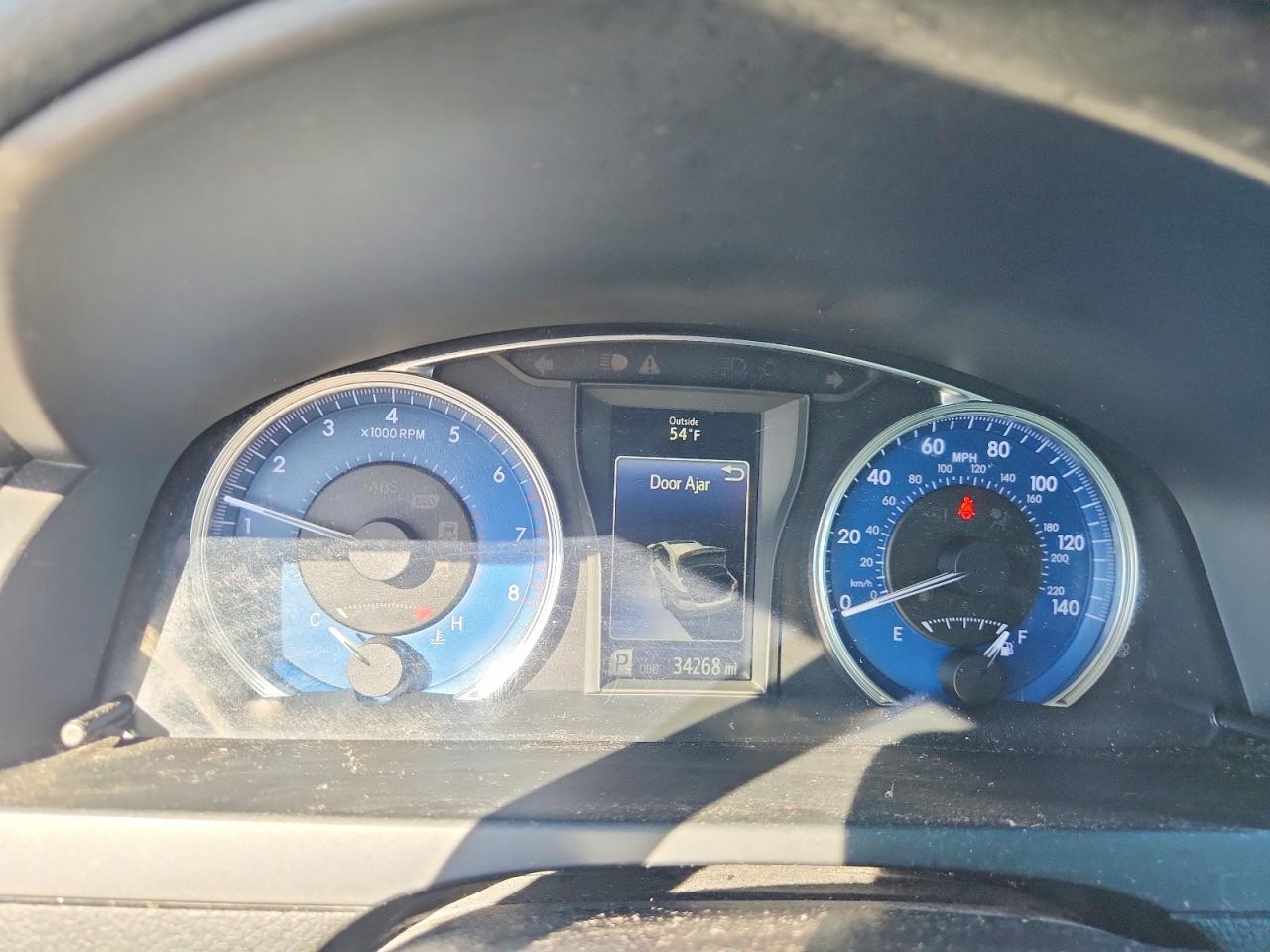 2017 TOYOTA CAMRY LE photo 17