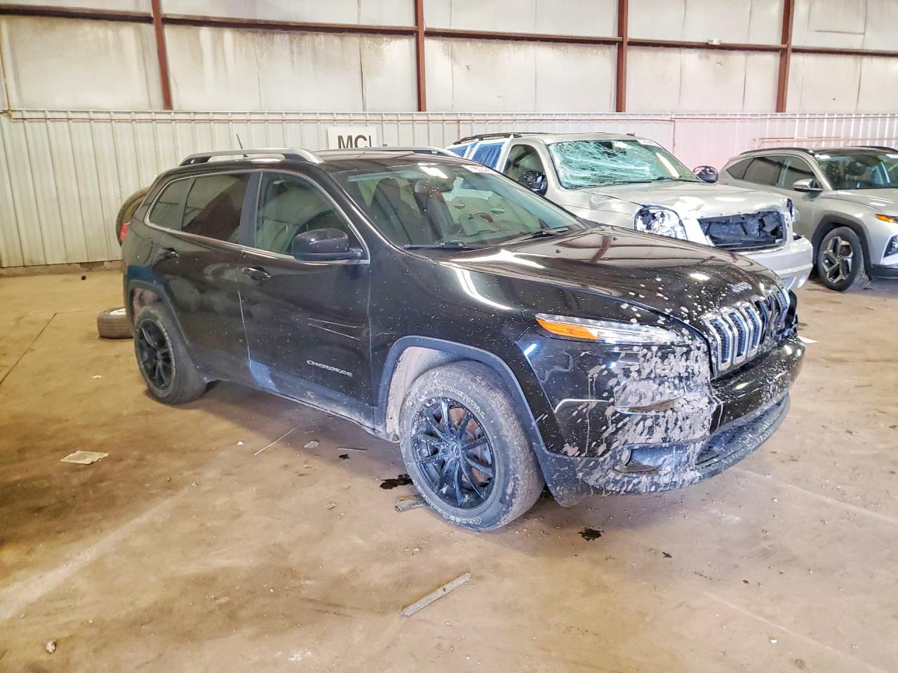 2015 JEEP CHEROKEE LATITUDE photo 4