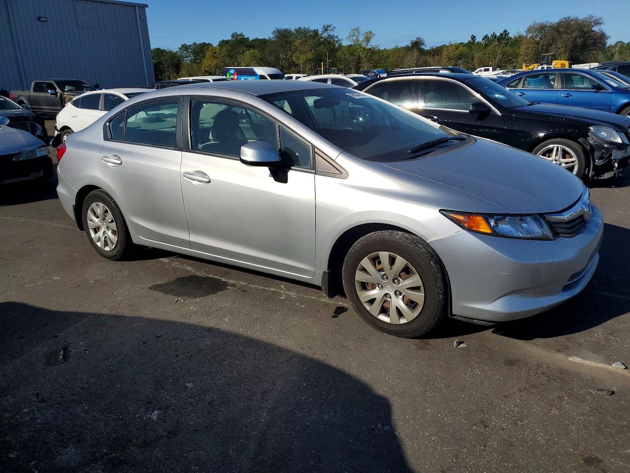 2012 HONDA CIVIC LX photo 4