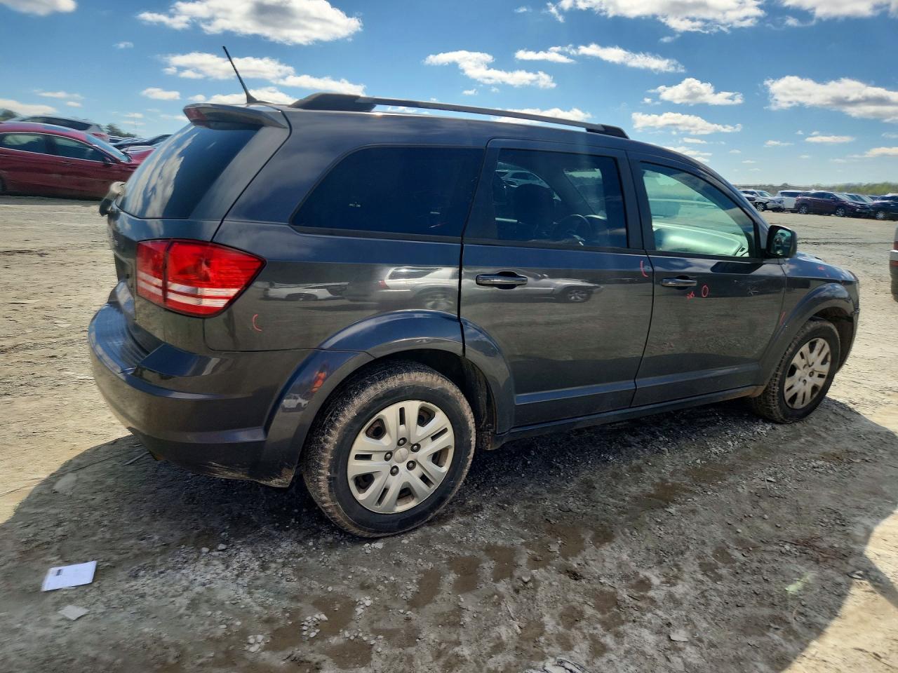 2017 DODGE JOURNEY SE photo 5