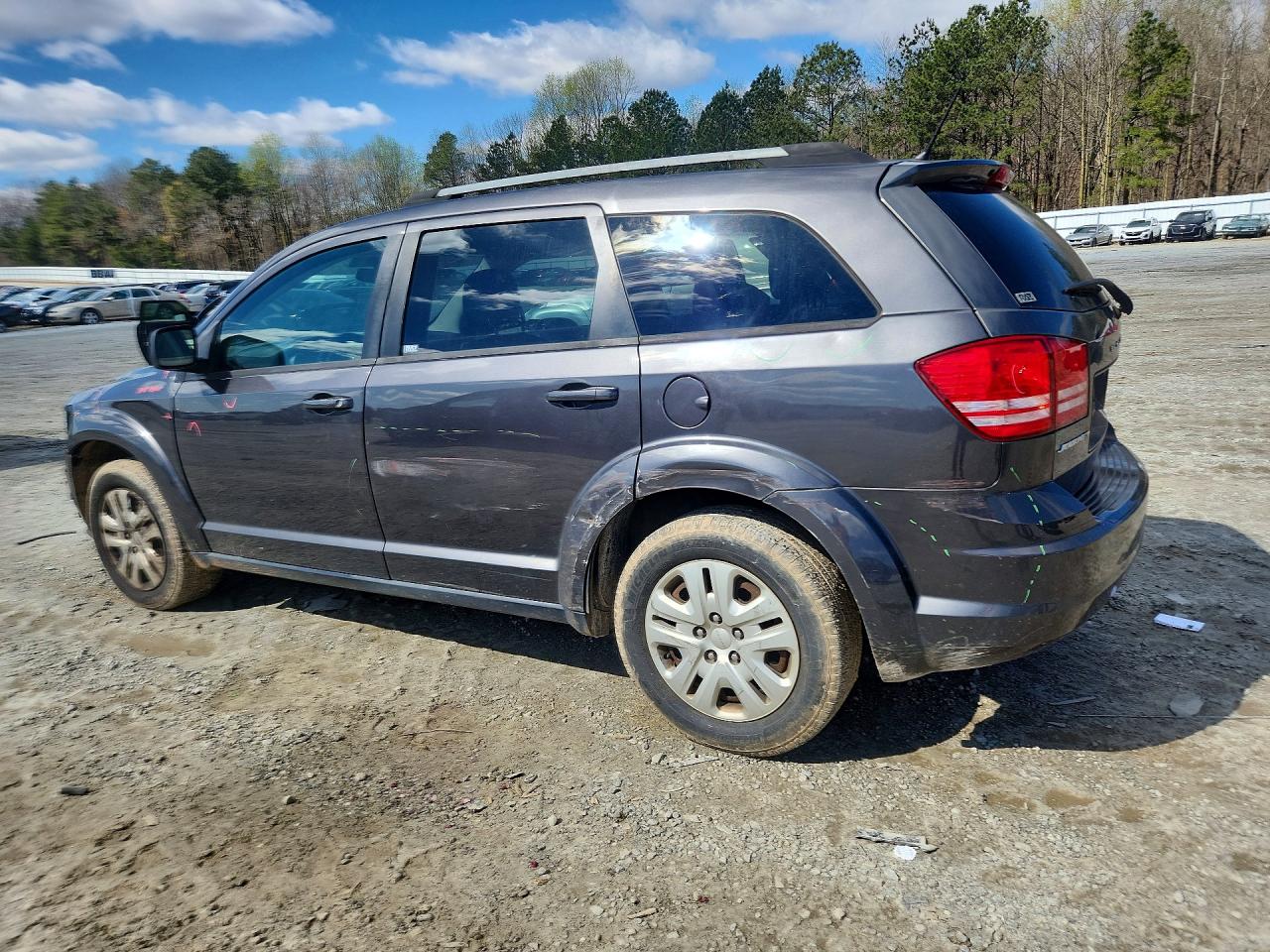 2017 DODGE JOURNEY SE photo 3