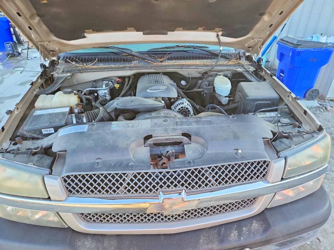 2004 CHEVROLET SILVERADO K1500 photo 11