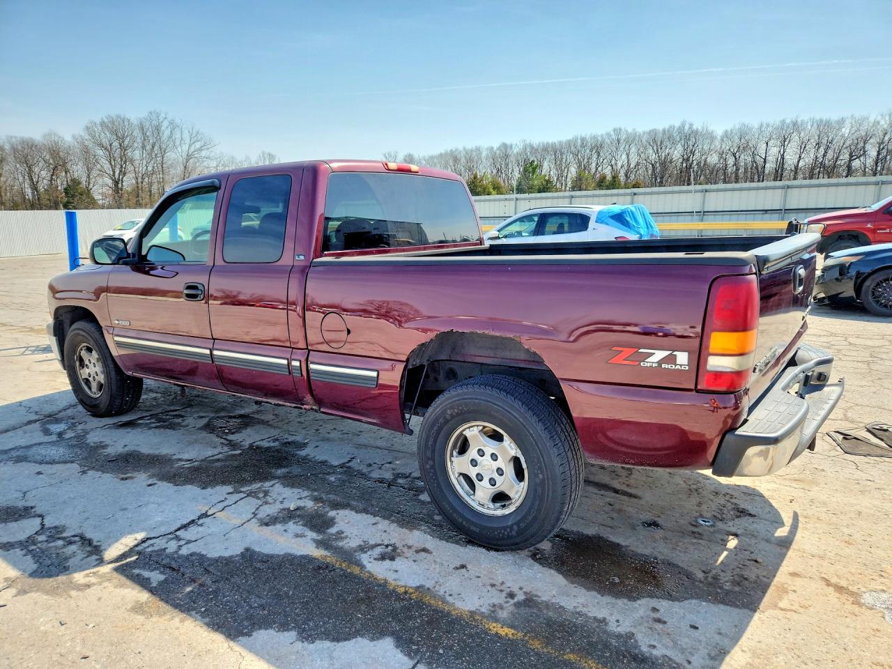2002 CHEVROLET SILVERADO K1500 photo 2