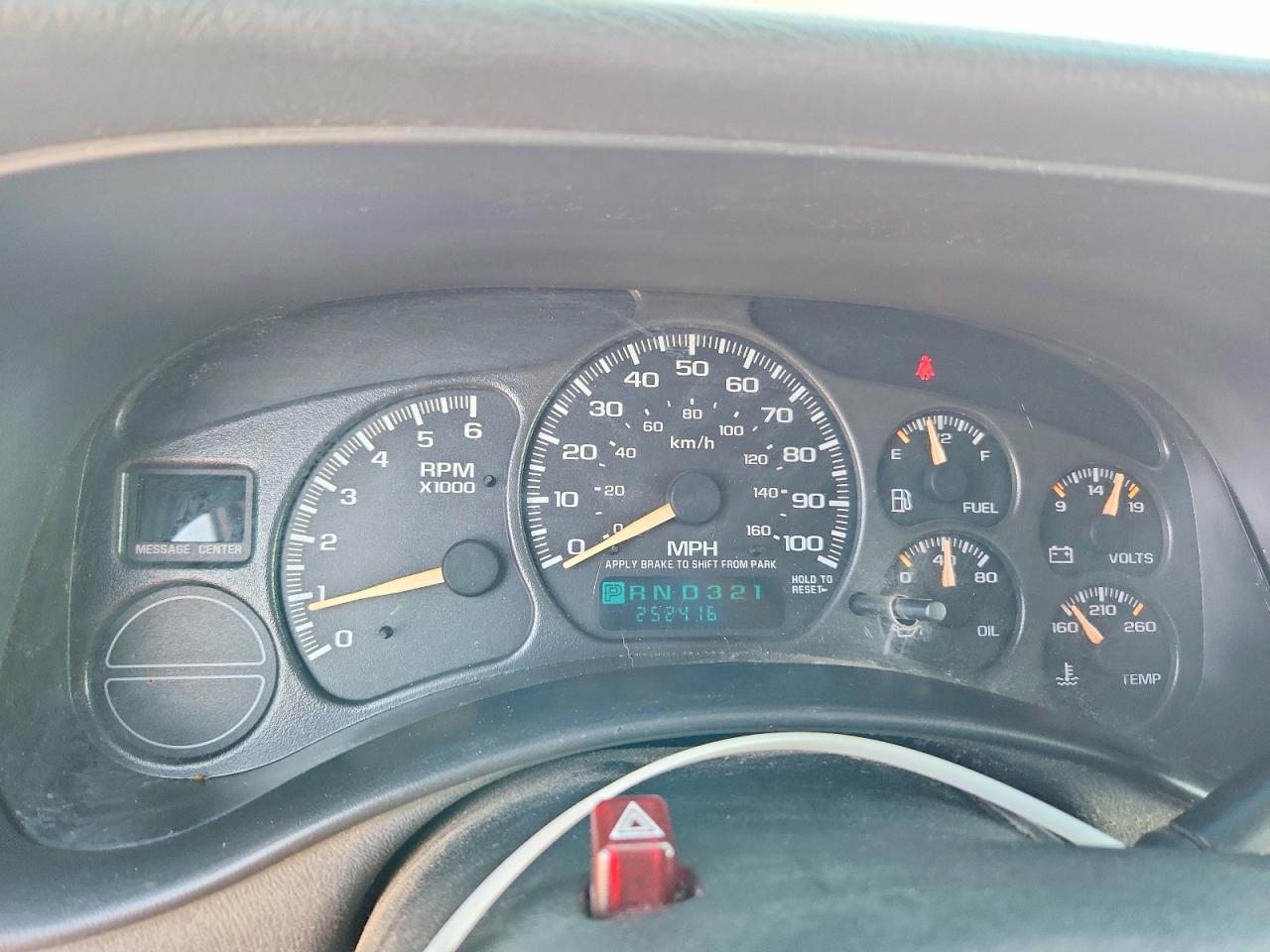2002 CHEVROLET SILVERADO K1500 photo 9