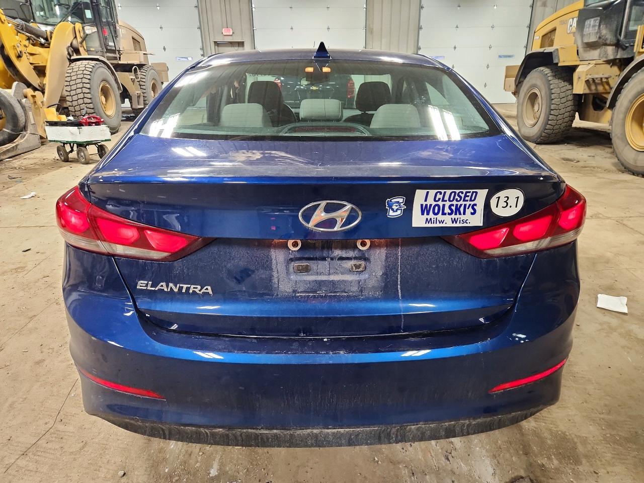 2017 HYUNDAI ELANTRA SE photo 16