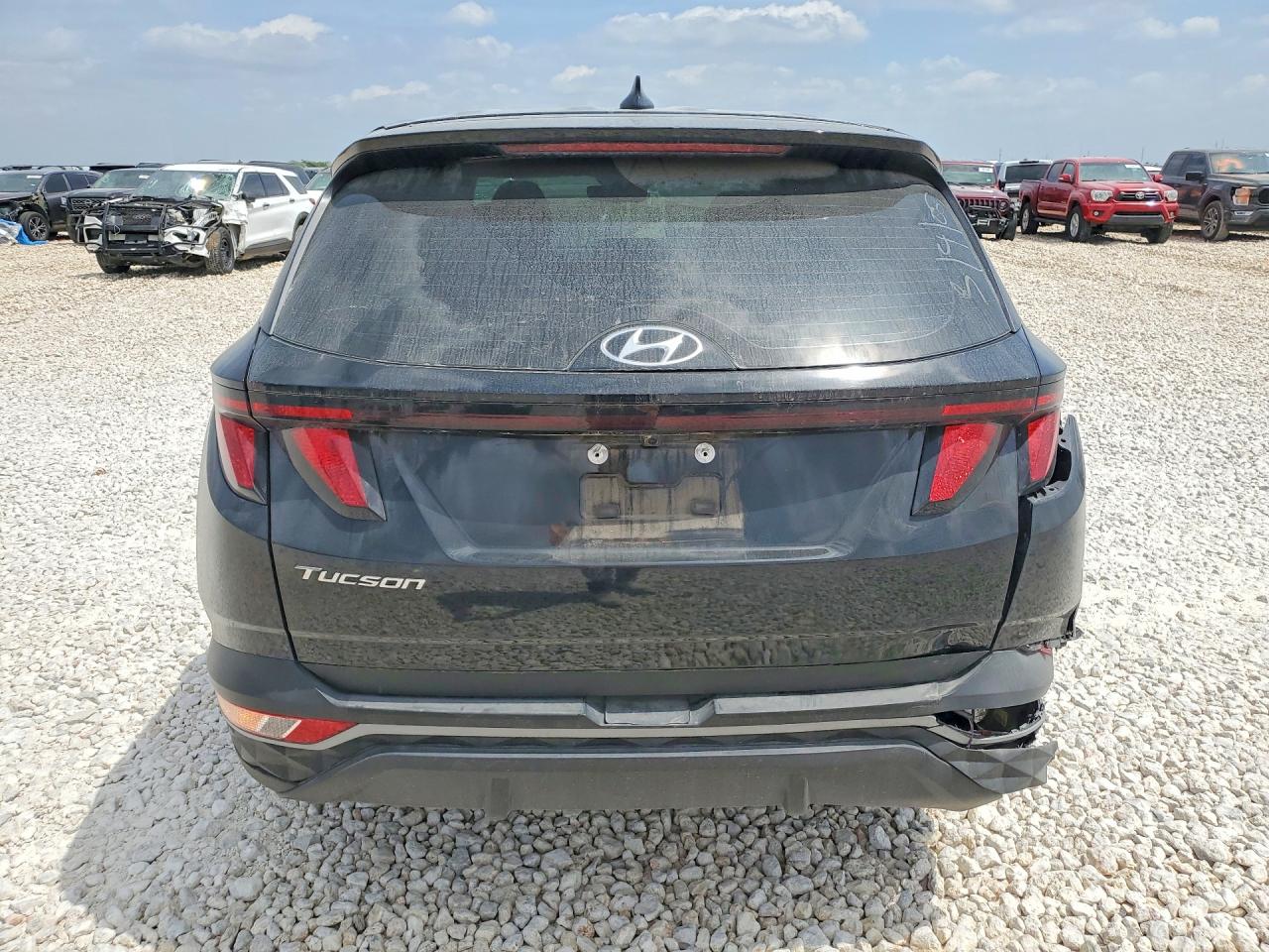 2024 HYUNDAI TUCSON SE photo 11