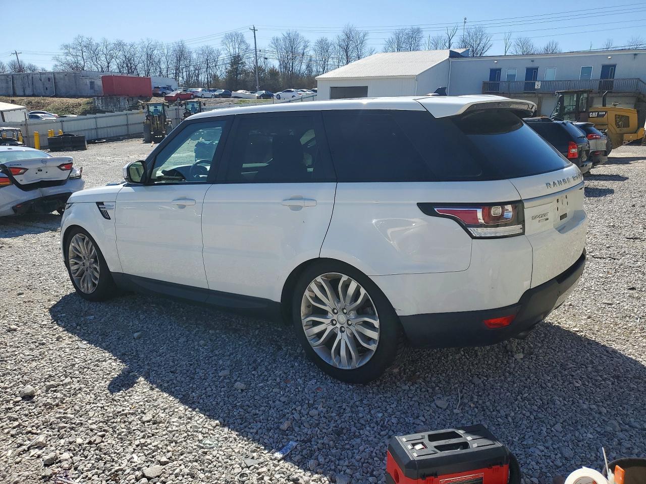 2016 LAND ROVER RANGE ROVER SPORT HSE photo 2