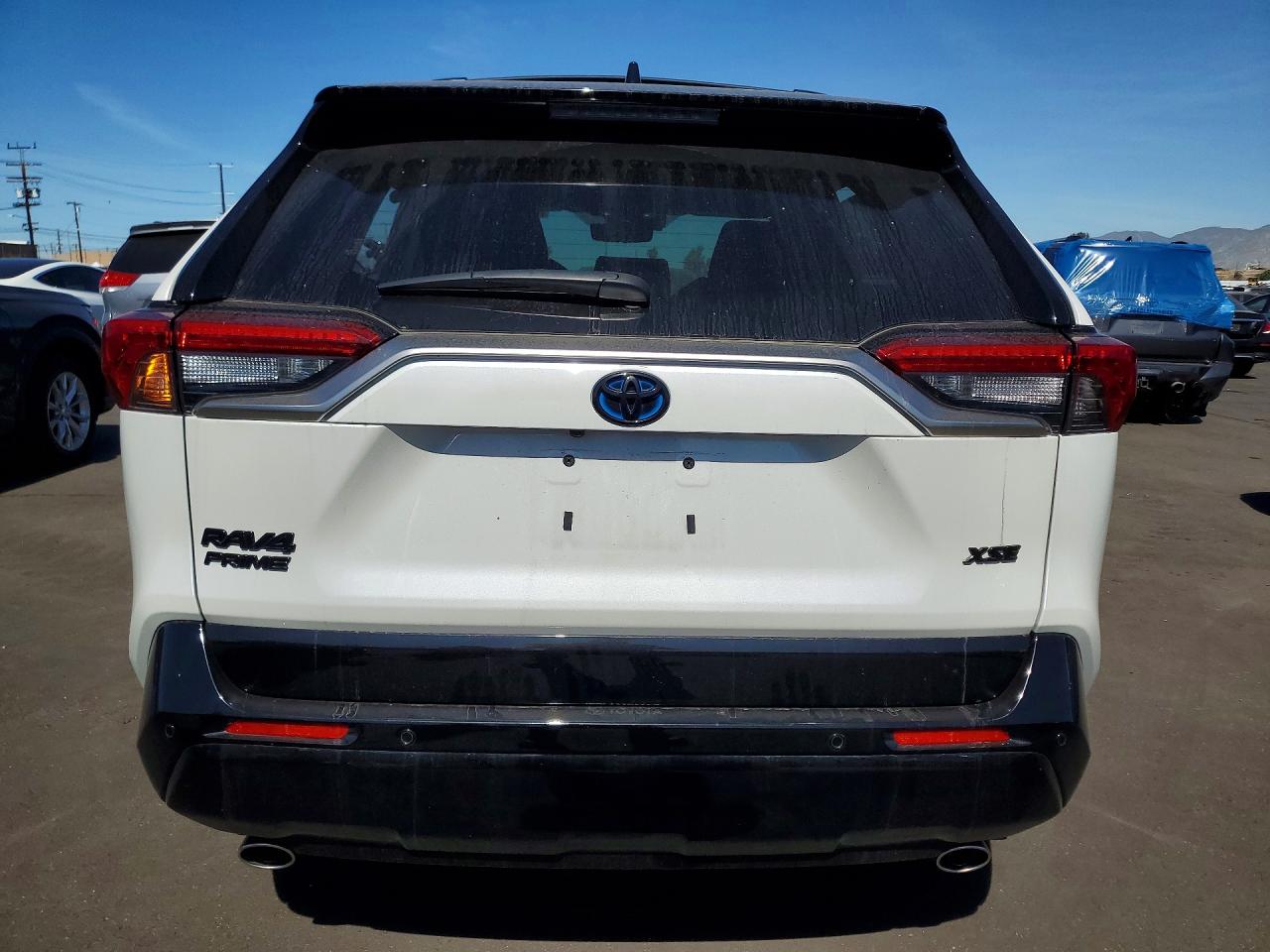 2024 TOYOTA RAV4 PRIME XSE photo 16