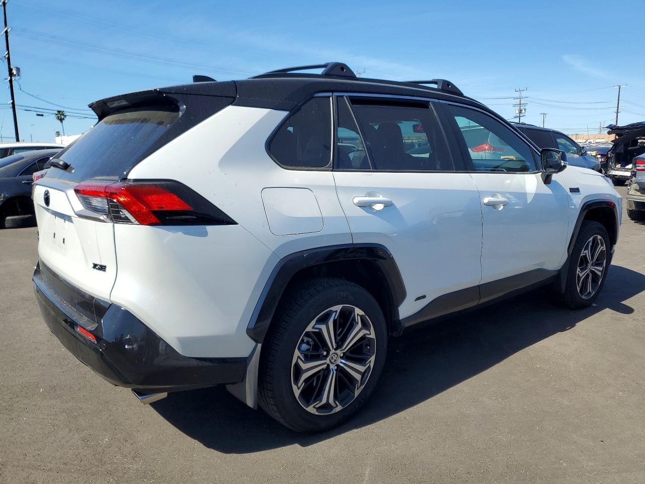 2024 TOYOTA RAV4 PRIME XSE photo 7