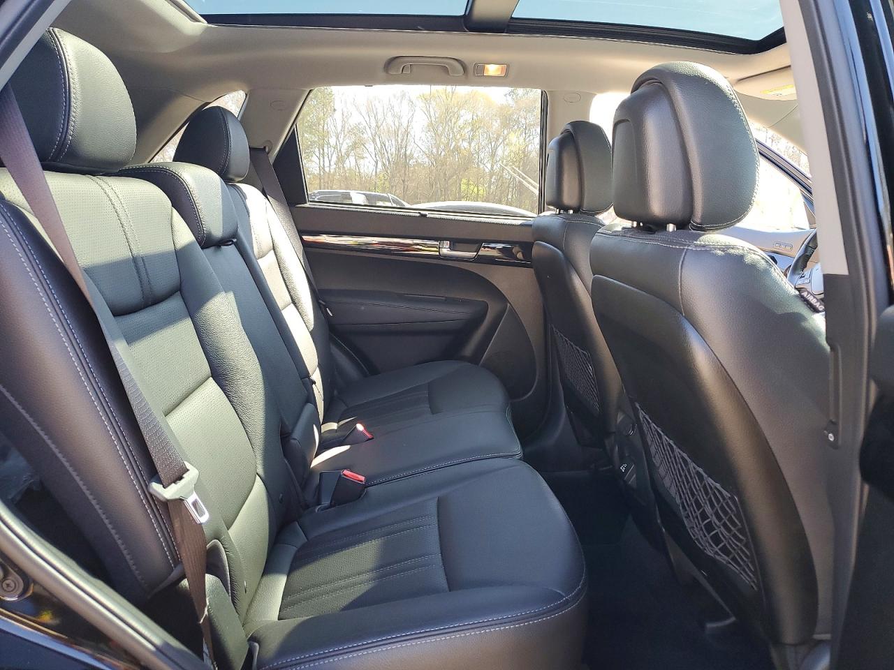 2014 KIA SORENTO SX photo 10