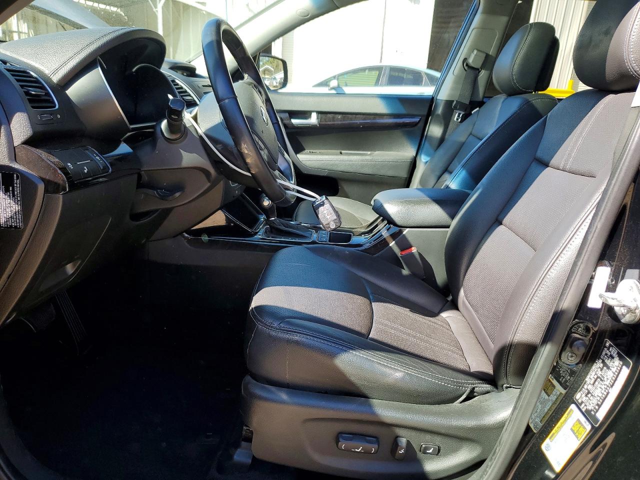2014 KIA SORENTO SX photo 7