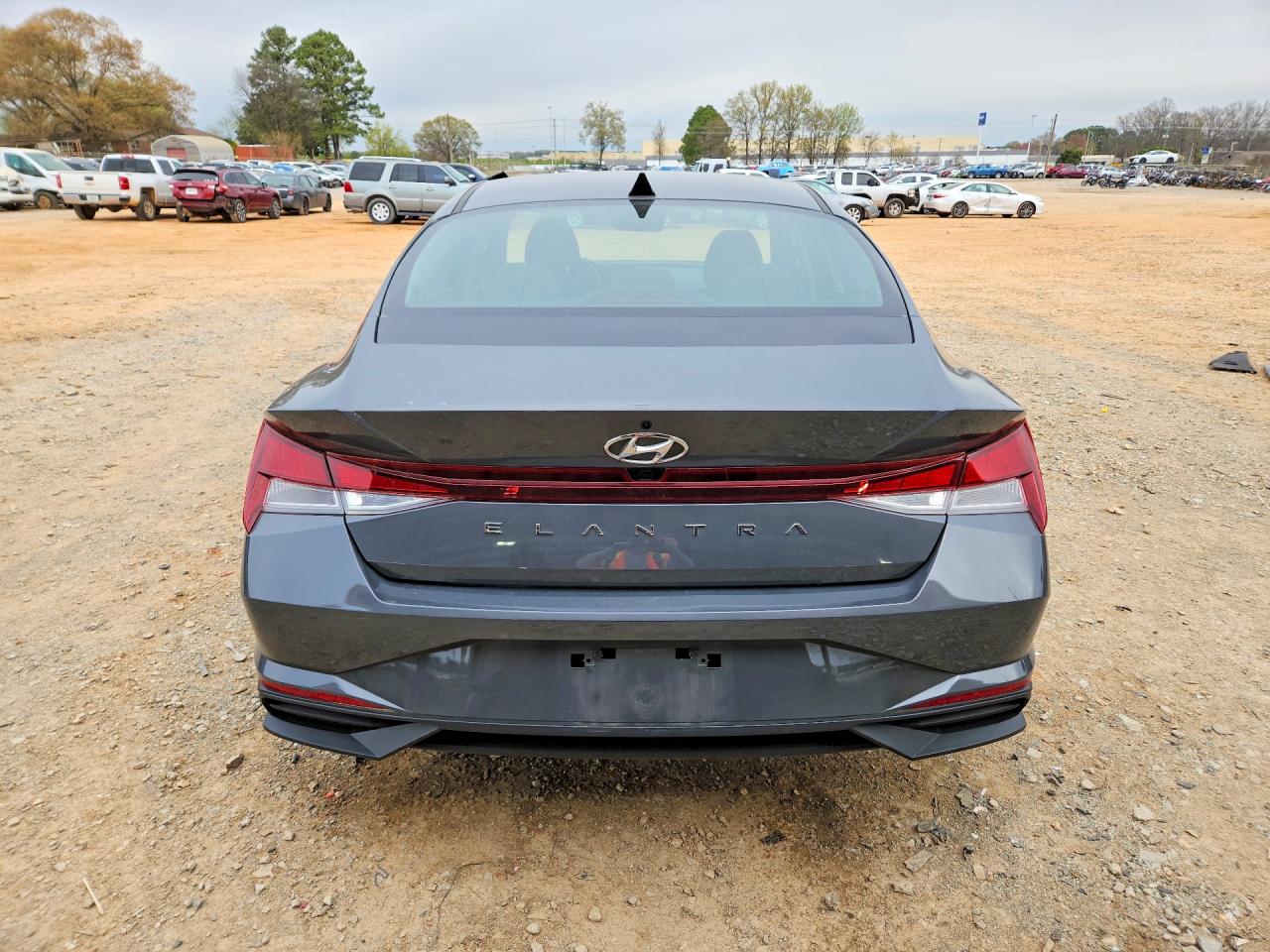 2023 HYUNDAI ELANTRA SEL photo 11
