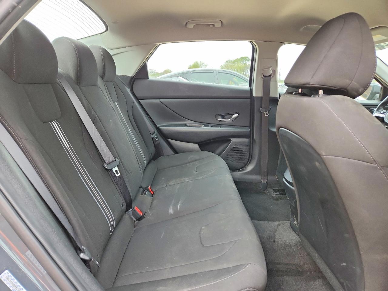2023 HYUNDAI ELANTRA SEL photo 19