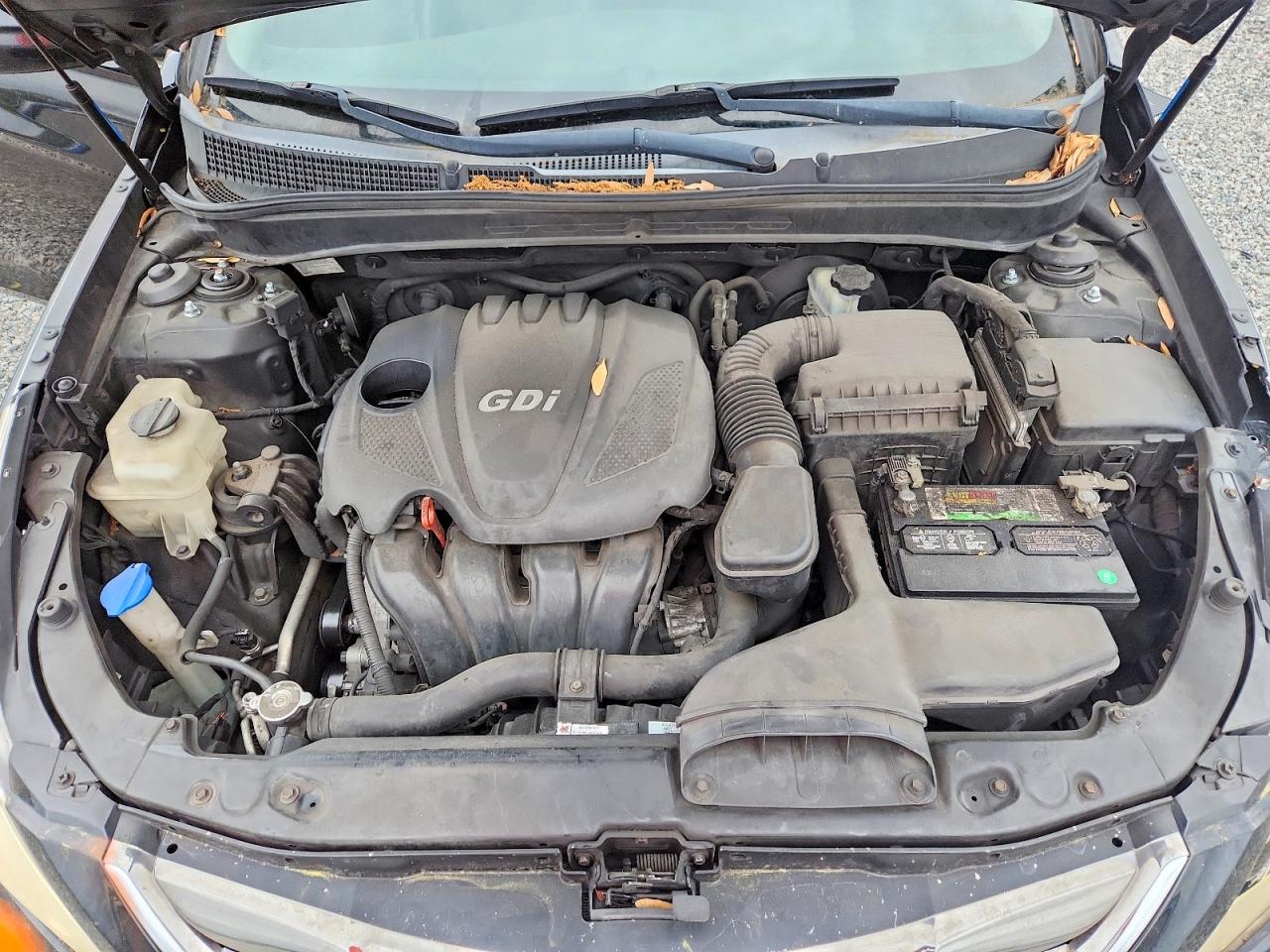 2011 HYUNDAI SONATA SE photo 21