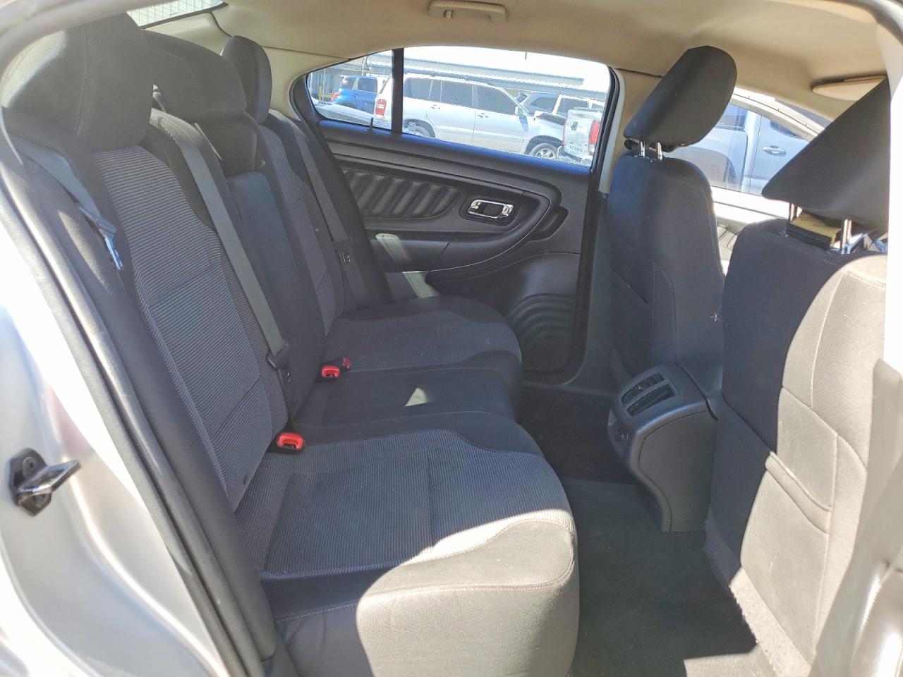 2011 FORD TAURUS SEL photo 19